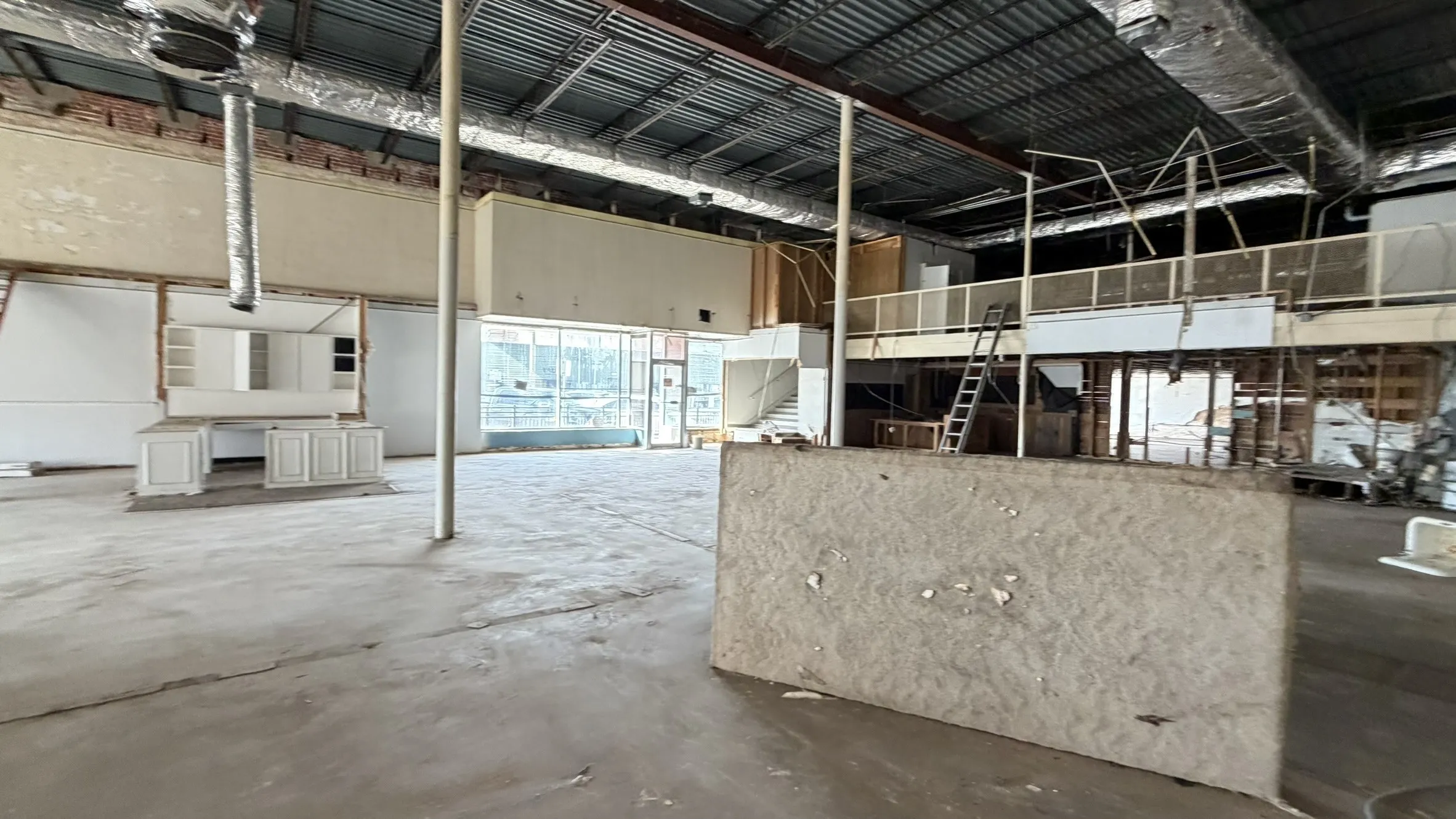 Industrial For Sale in Bell County , 403 N Gray Street, Killeen, Texas 76541, 0, 0, Garage spaces, 0 Sqft, built in 1966, New Construction - Incomplete, Price $500,000, mls#21178745, Real Estate Agent in Killeen, Homes For Sale in Bell county, Homes For Sale in Killeen, Realtor in Killeen Texas, Real Estate Brokerage Independent Realty Texas, Luminita Cordes Realtor