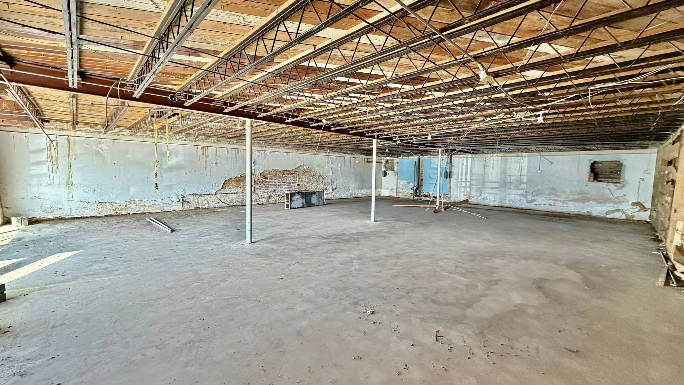 Industrial For Sale in Bell County , 403 N Gray Street, Killeen, Texas 76541, 0, 0, Garage spaces, 0 Sqft, built in 1966, New Construction - Incomplete, Price $500,000, mls#21178745, Real Estate Agent in Killeen, Homes For Sale in Bell county, Homes For Sale in Killeen, Realtor in Killeen Texas, Real Estate Brokerage Independent Realty Texas, Luminita Cordes Realtor