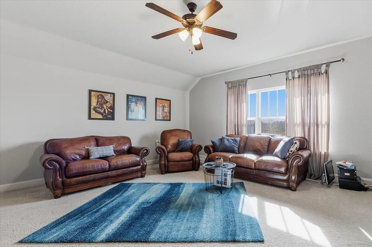 Single Family Residence For Sale in Parker County , 212 Blue Stem Lane, Aledo, Texas 76008, 4 Bedroom, 3 Bathroom, 2 Garage spaces, 2,730 Sqft, built in 2017, Preowned, mls#21180601, Real Estate Agent in Aledo, Homes For Sale in Parker county, Homes For Sale in Aledo, Realtor in Aledo Texas, Real Estate Brokerage Independent Realty Texas, Luminita Cordes Realtor