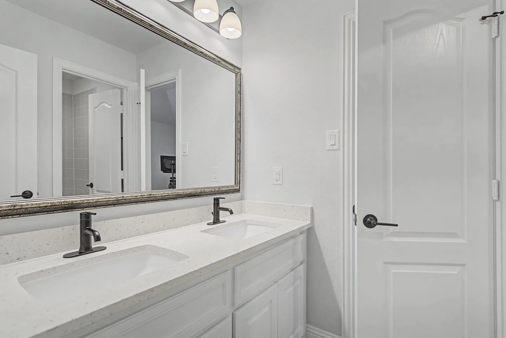 Full bath with double vanity