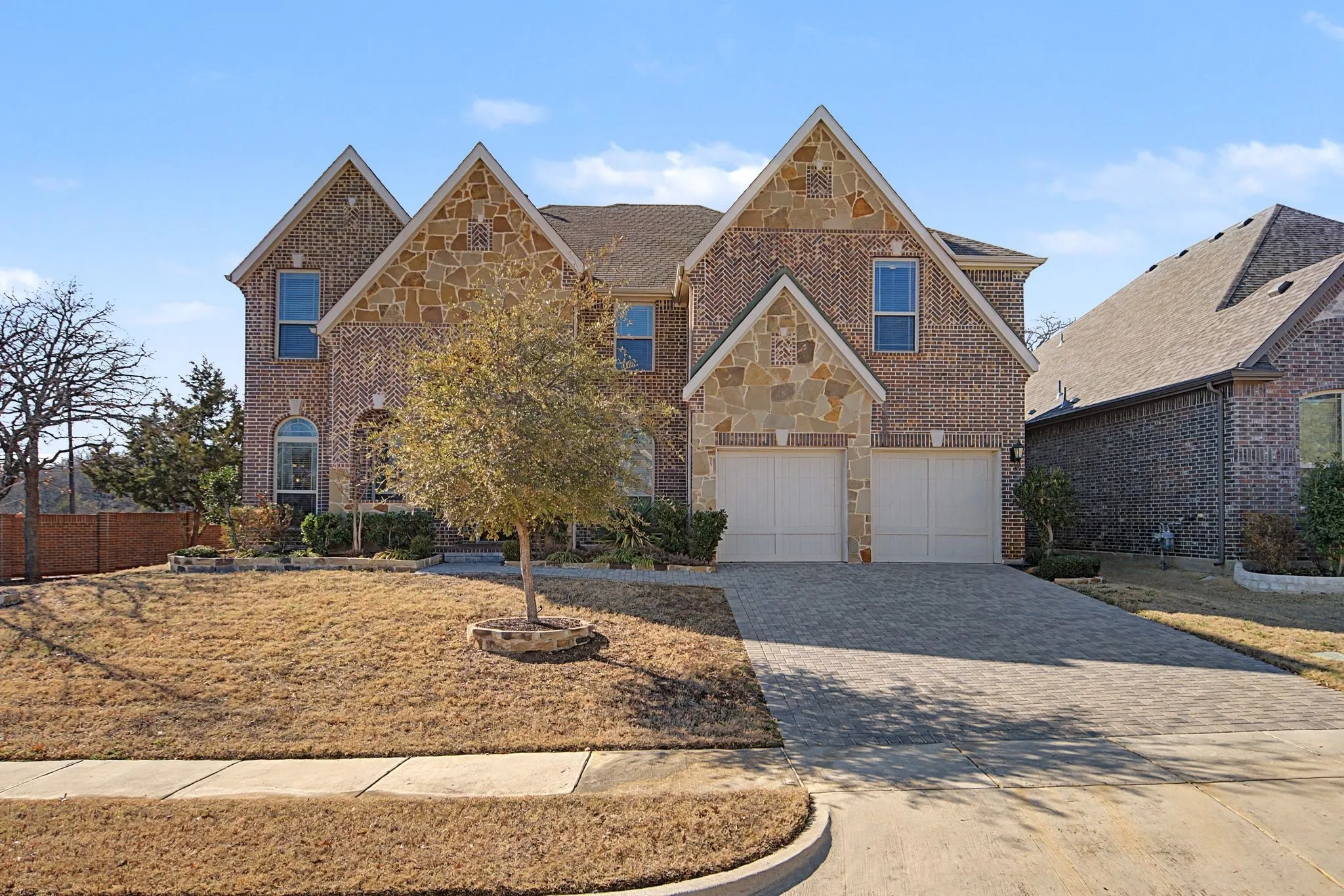 Single Family Residence For Sale in Denton County , 3409 Florence Drive, Corinth, Texas 76210, 5 Bedroom, 4 Bathroom, 2 Garage spaces, 4,046 Sqft, built in 2019, Preowned, mls#21177767, Real Estate Agent in Corinth, Homes For Sale in Denton county, Homes For Sale in Corinth, Realtor in Corinth Texas, Real Estate Brokerage Independent Realty Texas, Luminita Cordes Realtor