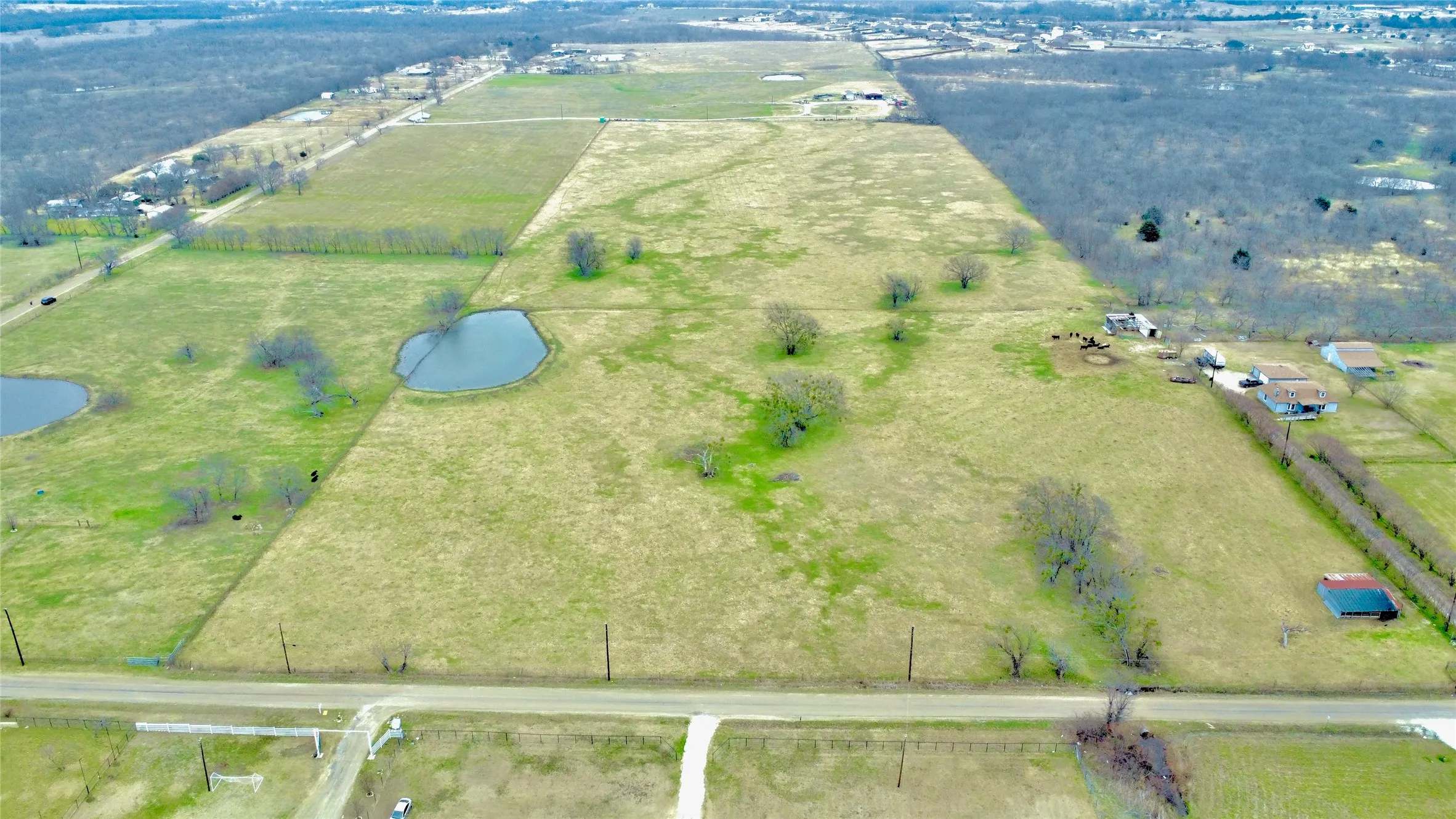 Unimproved Land For Sale in Kaufman County , 28.129 Acres Co Rd 144, Kaufman, Texas 75142, 0, 0, Garage spaces, 0 Sqft, built in 0, Price $560,000, mls#21179728, Real Estate Agent in Kaufman, Homes For Sale in Kaufman county, Homes For Sale in Kaufman, Realtor in Kaufman Texas, Real Estate Brokerage Independent Realty Texas, Luminita Cordes Realtor