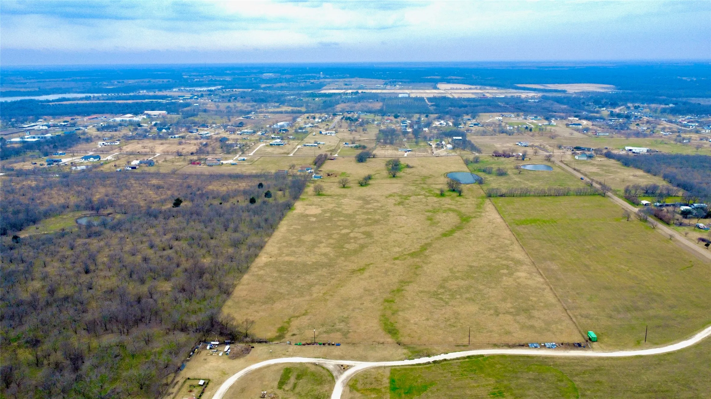 Unimproved Land For Sale in Kaufman County , 28.129 Acres Co Rd 144, Kaufman, Texas 75142, 0, 0, Garage spaces, 0 Sqft, built in 0, Price $560,000, mls#21179728, Real Estate Agent in Kaufman, Homes For Sale in Kaufman county, Homes For Sale in Kaufman, Realtor in Kaufman Texas, Real Estate Brokerage Independent Realty Texas, Luminita Cordes Realtor