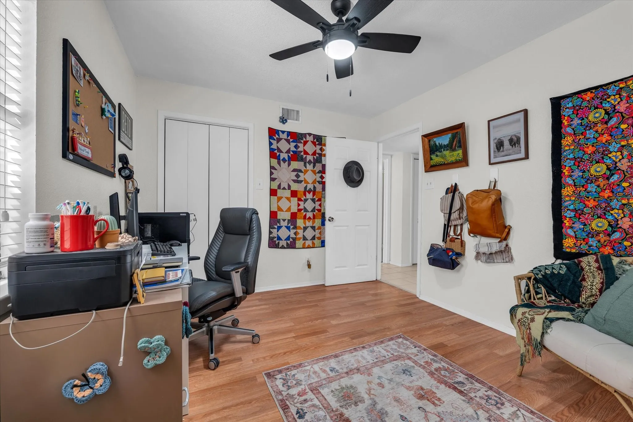 Condominium For Sale in Mc Lennan County , 1421 S 12th Street 103, Waco, Texas 76706, 2 Bedroom, 2 Bathroom, 1 Garage spaces, 832 Sqft, built in 1984, mls#21175691, Real Estate Agent in Waco, Homes For Sale in Mc Lennan county, Homes For Sale in Waco, Realtor in Waco Texas, Real Estate Brokerage Independent Realty Texas, Luminita Cordes Realtor