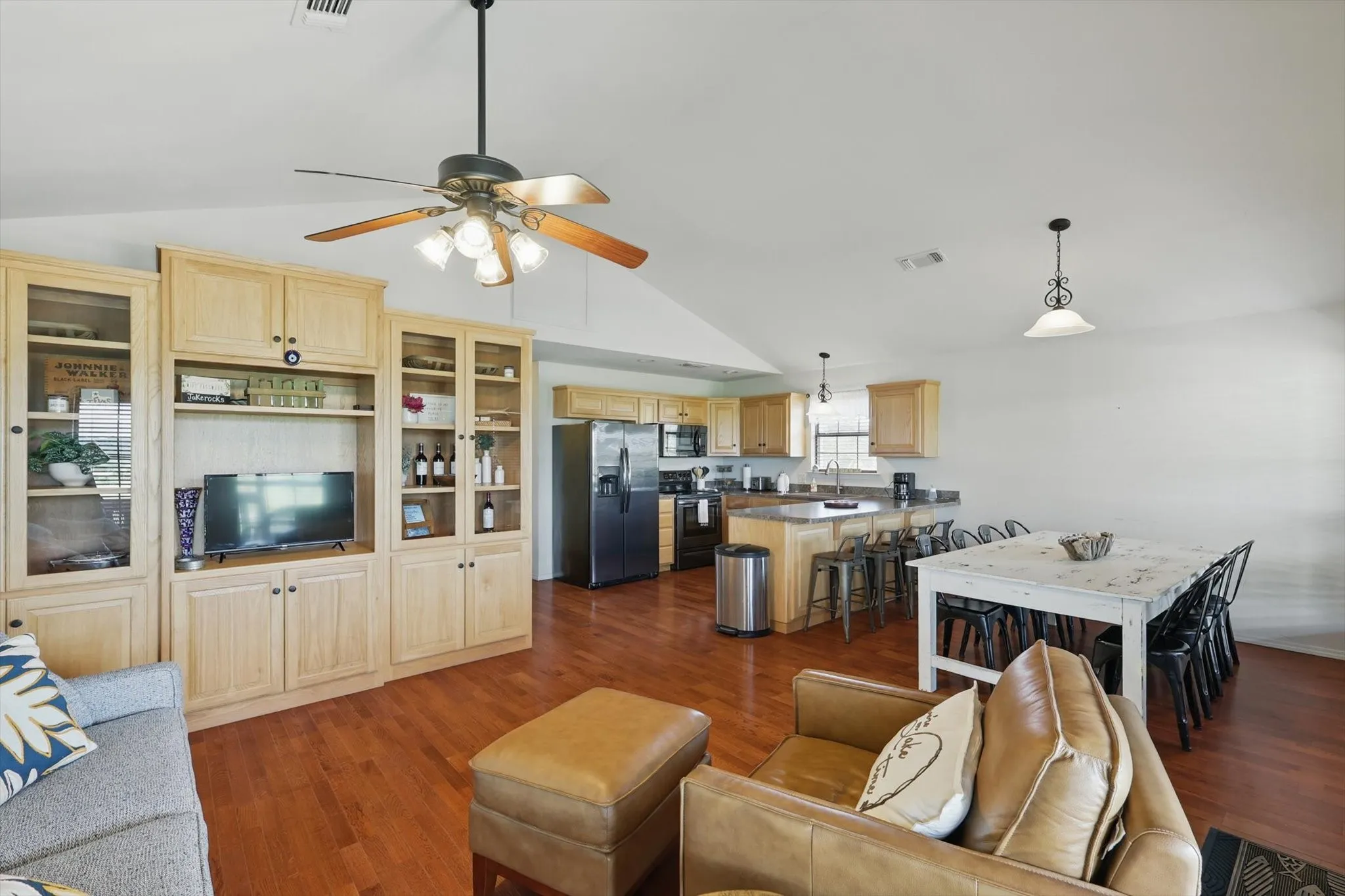Ranch For Sale in Palo Pinto County , 186 W Hells Gate Drive ACRES 11, Strawn, Texas 76475, 0, 0, Garage spaces, 0 Sqft, built in 2005, Price $799,000, mls#21181827, Real Estate Agent in Strawn, Homes For Sale in Palo Pinto county, Homes For Sale in Strawn, Realtor in Strawn Texas, Real Estate Brokerage Independent Realty Texas, Luminita Cordes Realtor