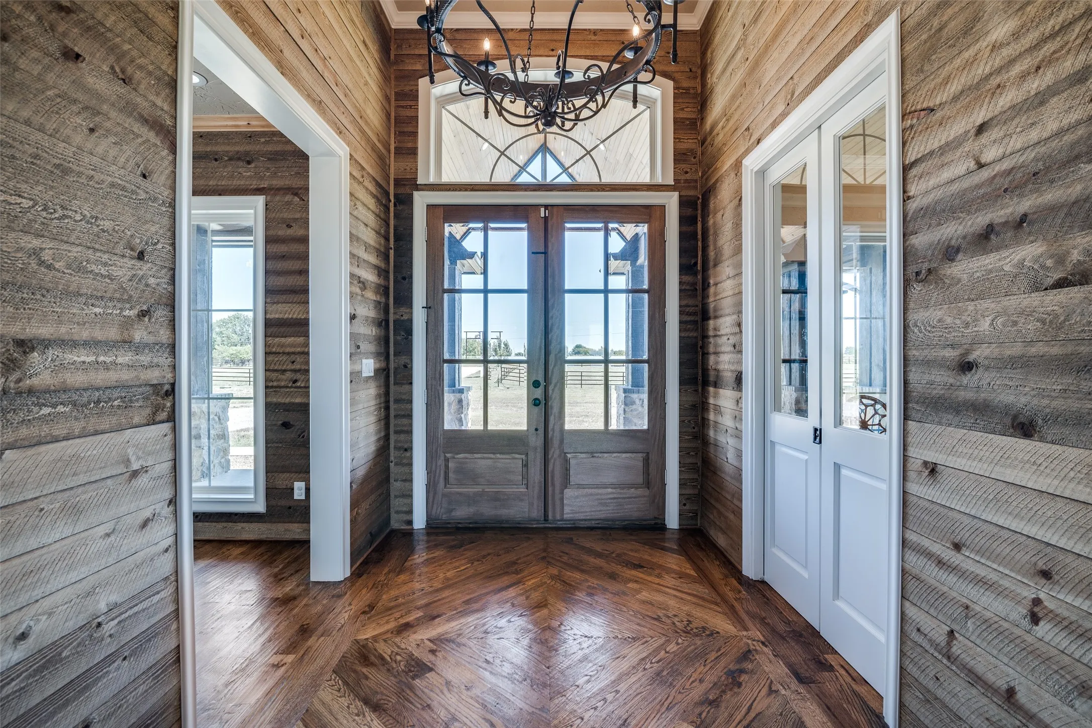Single Family Residence For Sale in Van Zandt County , 1010 VZ County Road 3415 Tract 2, Wills Point, Texas 75169, 3 Bedroom, 4 Bathroom, 4 Garage spaces, 3,364 Sqft, built in 2023, Preowned, mls#21181654, Real Estate Agent in Wills Point, Homes For Sale in Van Zandt county, Homes For Sale in Wills Point, Realtor in Wills Point Texas, Real Estate Brokerage Independent Realty Texas, Luminita Cordes Realtor