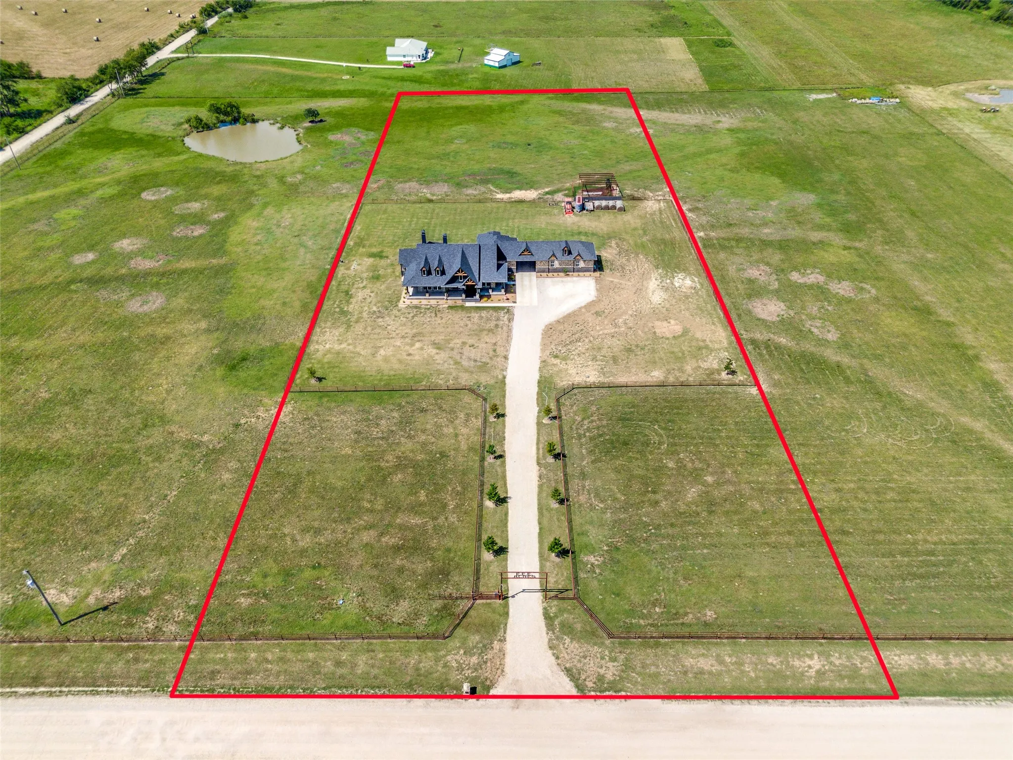 Single Family Residence For Sale in Van Zandt County , 1010 VZ County Road 3415 Tract 2, Wills Point, Texas 75169, 3 Bedroom, 4 Bathroom, 4 Garage spaces, 3,364 Sqft, built in 2023, Preowned, mls#21181654, Real Estate Agent in Wills Point, Homes For Sale in Van Zandt county, Homes For Sale in Wills Point, Realtor in Wills Point Texas, Real Estate Brokerage Independent Realty Texas, Luminita Cordes Realtor