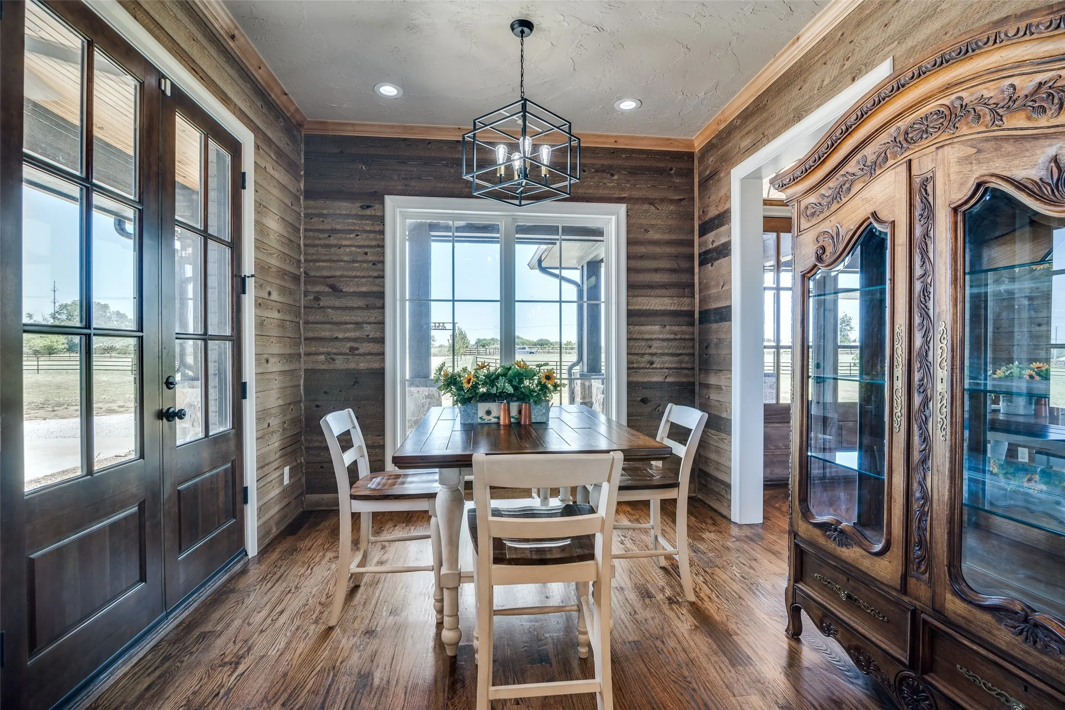 Single Family Residence For Sale in Van Zandt County , 1010 VZ County Road 3415 Tract 2, Wills Point, Texas 75169, 3 Bedroom, 4 Bathroom, 4 Garage spaces, 3,364 Sqft, built in 2023, Preowned, mls#21181654, Real Estate Agent in Wills Point, Homes For Sale in Van Zandt county, Homes For Sale in Wills Point, Realtor in Wills Point Texas, Real Estate Brokerage Independent Realty Texas, Luminita Cordes Realtor