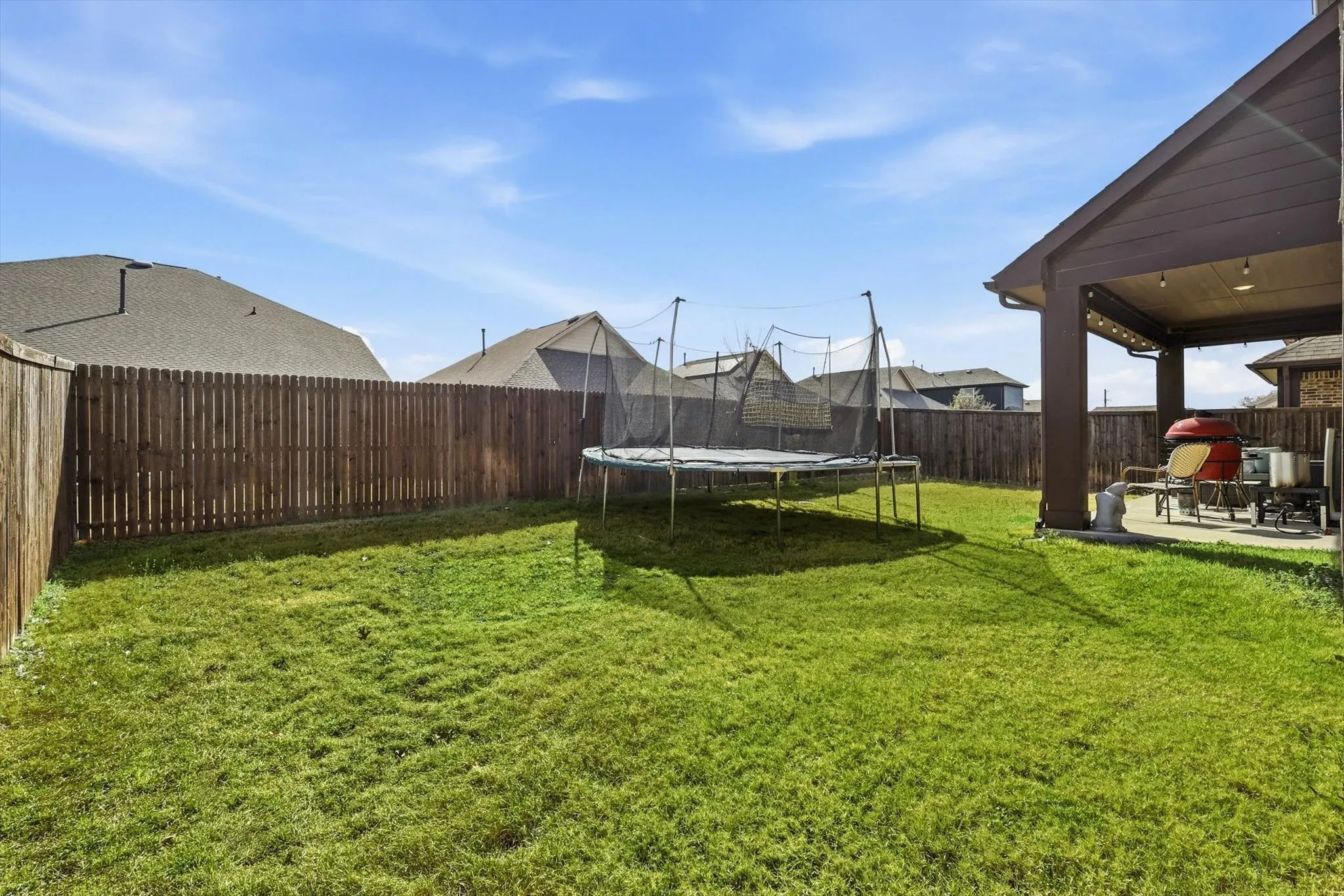 Single Family Residence For Sale in Denton County , 1220 Thrasher Drive, Little Elm, Texas 75068, 4 Bedroom, 4 Bathroom, 2 Garage spaces, 3,106 Sqft, built in 2020, Preowned, Price $474,000, mls#21181929, Real Estate Agent in Little Elm, Homes For Sale in Denton county, Homes For Sale in Little Elm, Realtor in Little Elm Texas, Real Estate Brokerage Independent Realty Texas, Luminita Cordes Realtor
