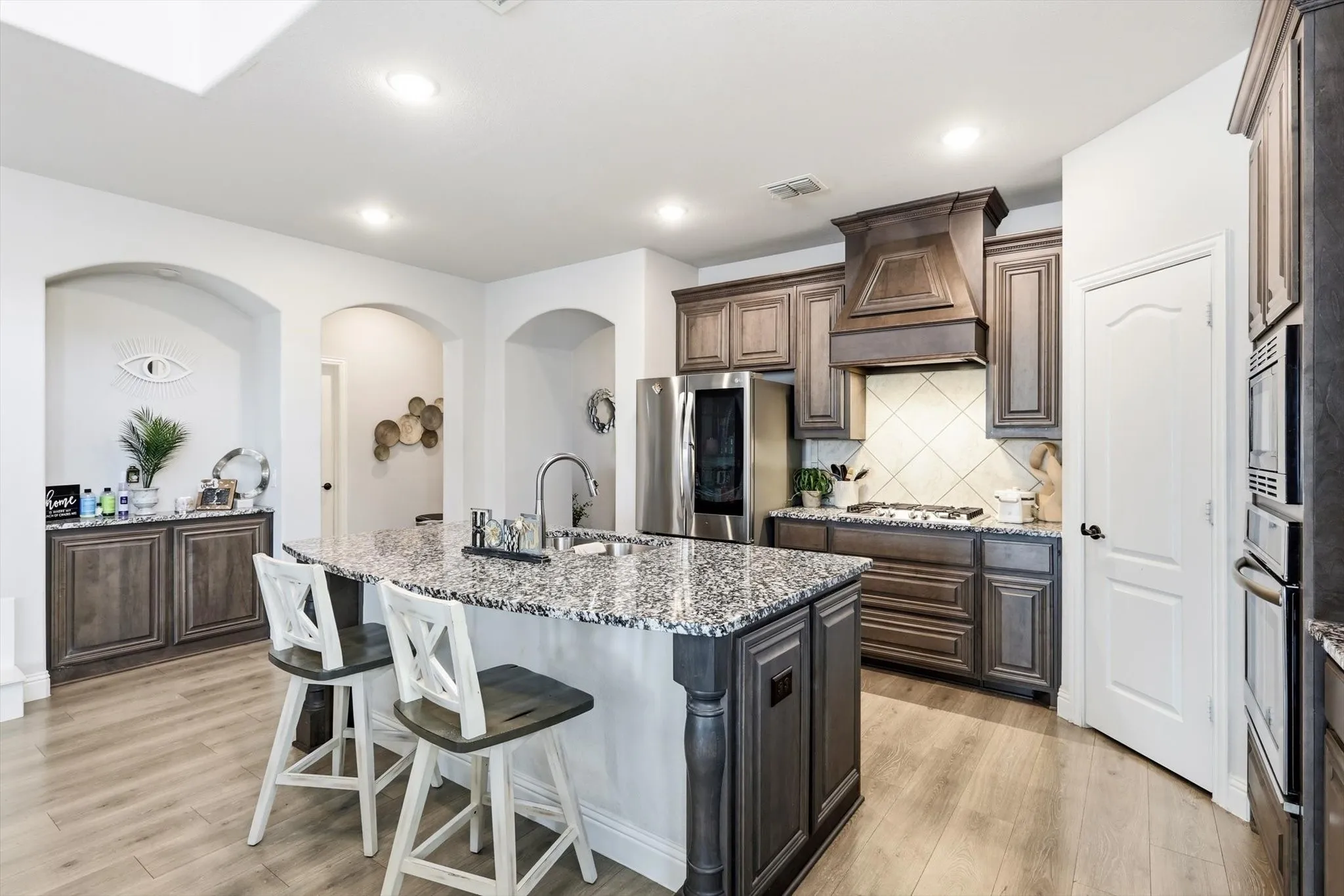 Single Family Residence For Sale in Denton County , 1220 Thrasher Drive, Little Elm, Texas 75068, 4 Bedroom, 4 Bathroom, 2 Garage spaces, 3,106 Sqft, built in 2020, Preowned, Price $474,000, mls#21181929, Real Estate Agent in Little Elm, Homes For Sale in Denton county, Homes For Sale in Little Elm, Realtor in Little Elm Texas, Real Estate Brokerage Independent Realty Texas, Luminita Cordes Realtor