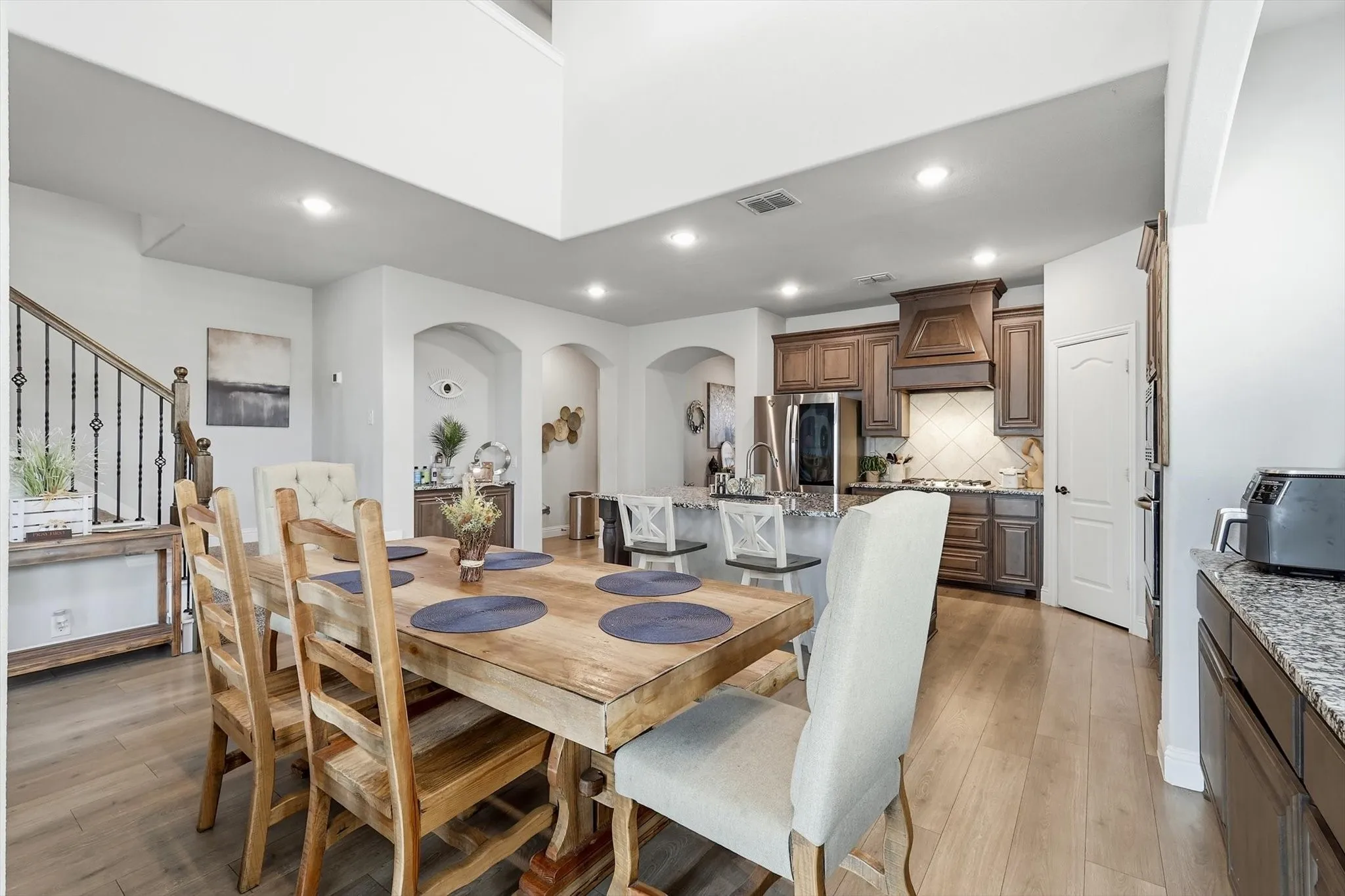 Single Family Residence For Sale in Denton County , 1220 Thrasher Drive, Little Elm, Texas 75068, 4 Bedroom, 4 Bathroom, 2 Garage spaces, 3,106 Sqft, built in 2020, Preowned, Price $474,000, mls#21181929, Real Estate Agent in Little Elm, Homes For Sale in Denton county, Homes For Sale in Little Elm, Realtor in Little Elm Texas, Real Estate Brokerage Independent Realty Texas, Luminita Cordes Realtor