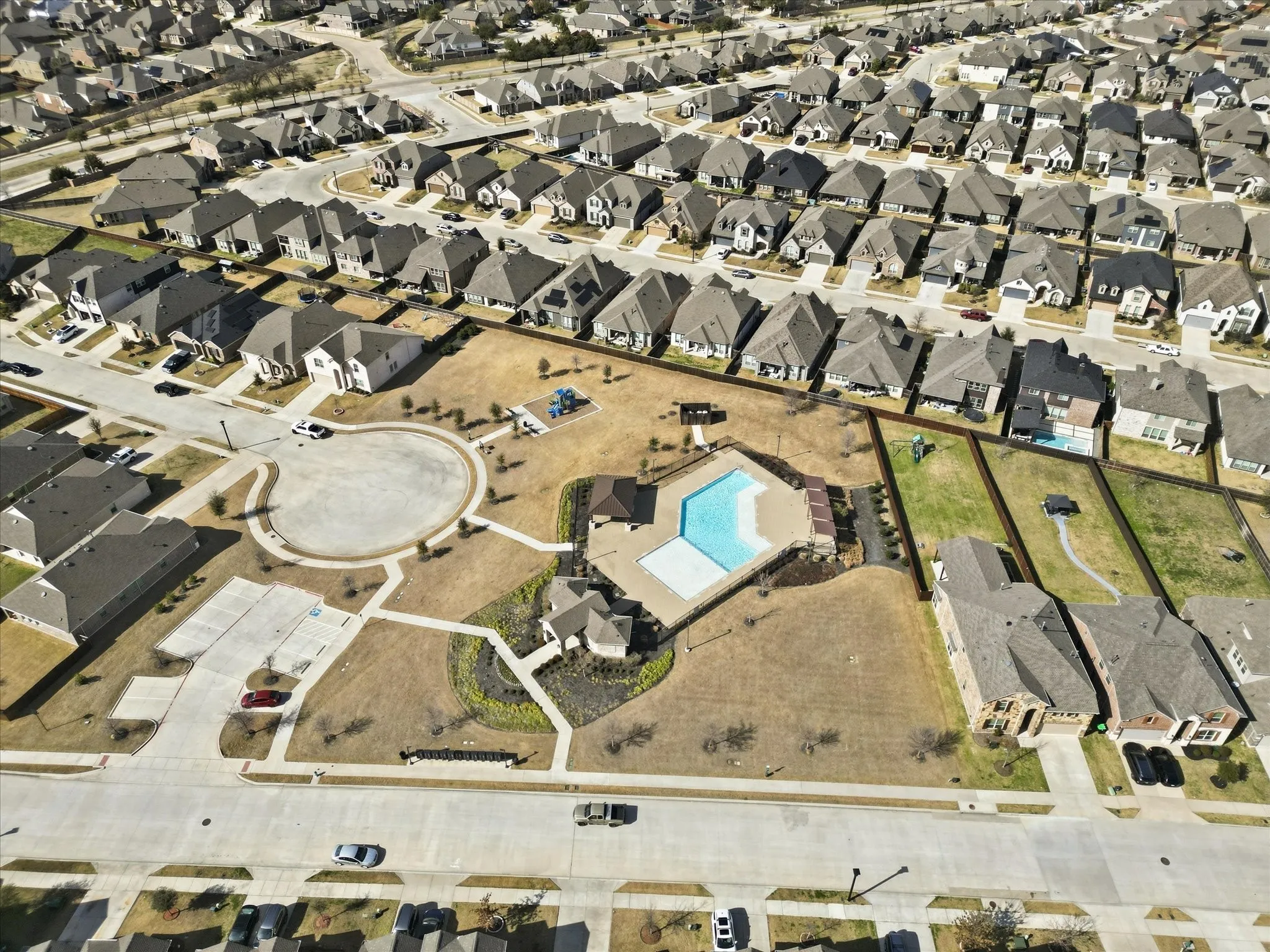 Single Family Residence For Sale in Denton County , 1220 Thrasher Drive, Little Elm, Texas 75068, 4 Bedroom, 4 Bathroom, 2 Garage spaces, 3,106 Sqft, built in 2020, Preowned, Price $474,000, mls#21181929, Real Estate Agent in Little Elm, Homes For Sale in Denton county, Homes For Sale in Little Elm, Realtor in Little Elm Texas, Real Estate Brokerage Independent Realty Texas, Luminita Cordes Realtor