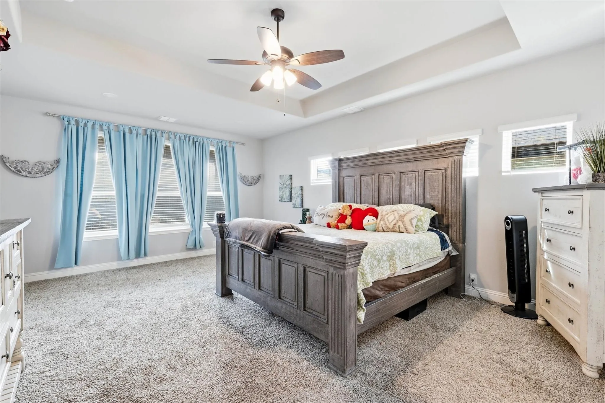 Single Family Residence For Sale in Denton County , 1220 Thrasher Drive, Little Elm, Texas 75068, 4 Bedroom, 4 Bathroom, 2 Garage spaces, 3,106 Sqft, built in 2020, Preowned, Price $474,000, mls#21181929, Real Estate Agent in Little Elm, Homes For Sale in Denton county, Homes For Sale in Little Elm, Realtor in Little Elm Texas, Real Estate Brokerage Independent Realty Texas, Luminita Cordes Realtor