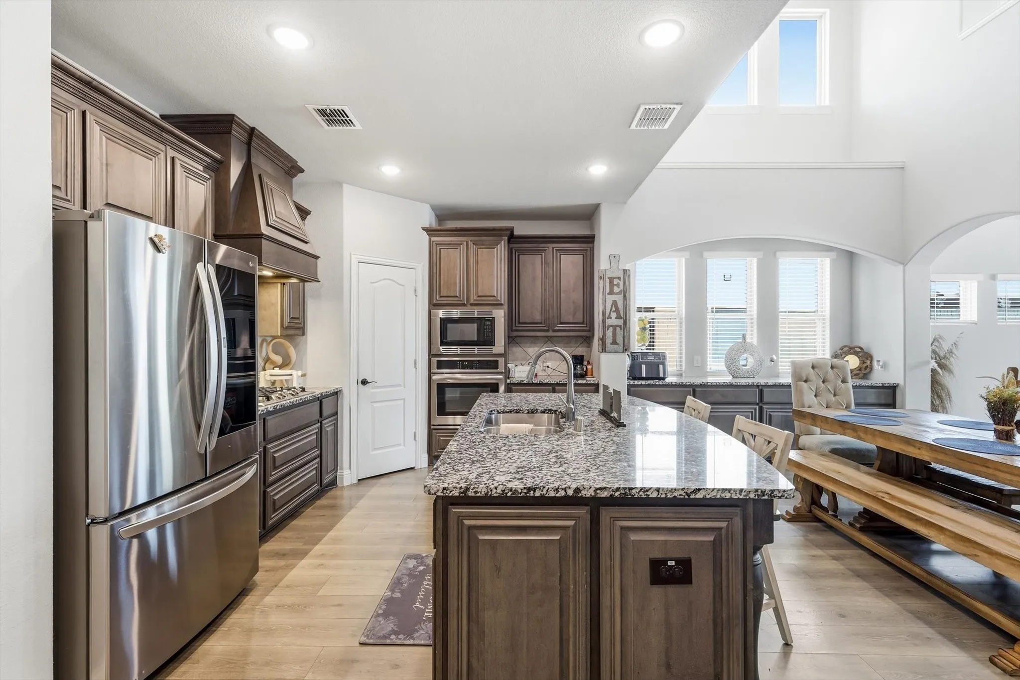 Single Family Residence For Sale in Denton County , 1220 Thrasher Drive, Little Elm, Texas 75068, 4 Bedroom, 4 Bathroom, 2 Garage spaces, 3,106 Sqft, built in 2020, Preowned, Price $474,000, mls#21181929, Real Estate Agent in Little Elm, Homes For Sale in Denton county, Homes For Sale in Little Elm, Realtor in Little Elm Texas, Real Estate Brokerage Independent Realty Texas, Luminita Cordes Realtor