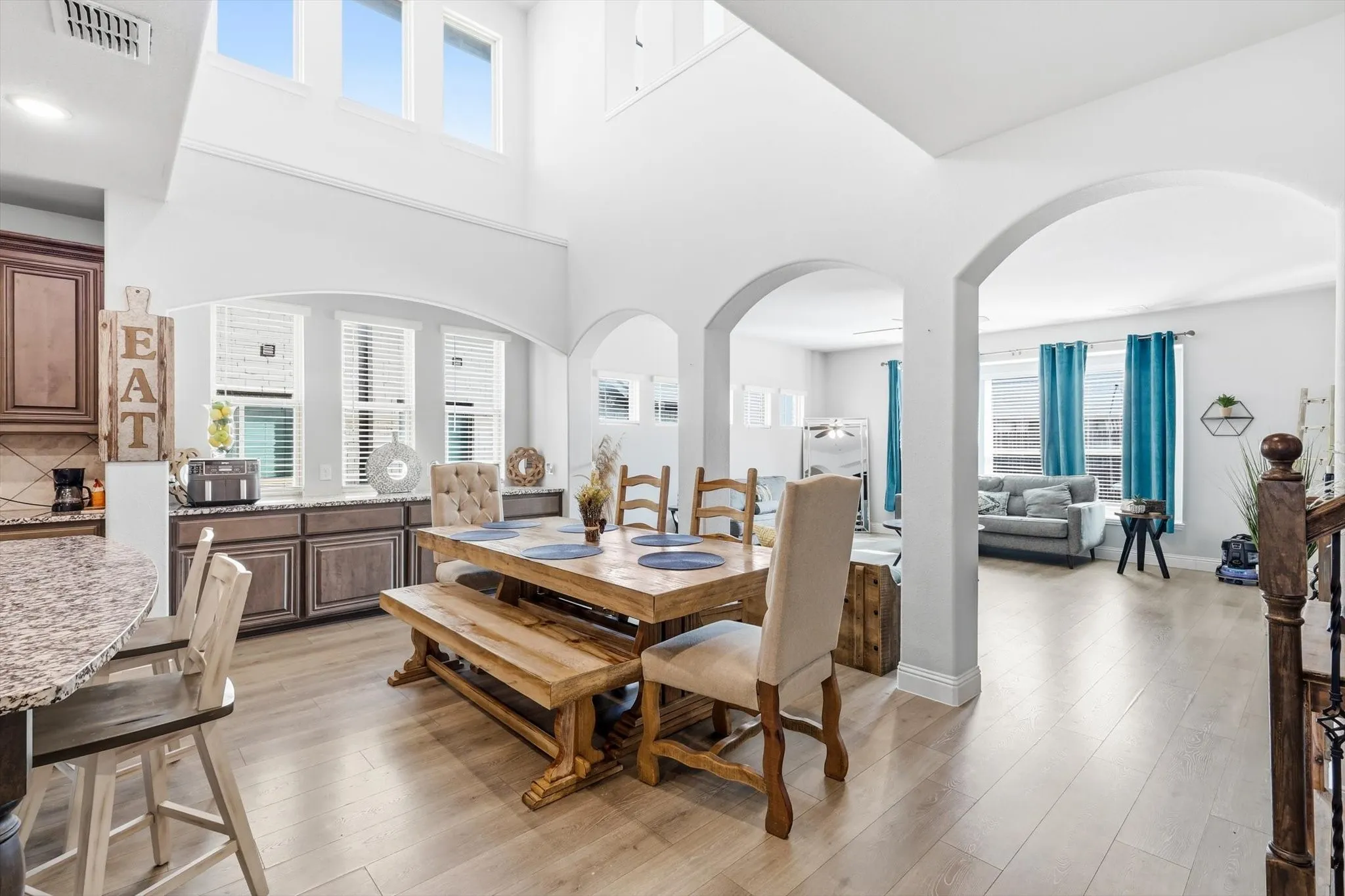 Single Family Residence For Sale in Denton County , 1220 Thrasher Drive, Little Elm, Texas 75068, 4 Bedroom, 4 Bathroom, 2 Garage spaces, 3,106 Sqft, built in 2020, Preowned, Price $474,000, mls#21181929, Real Estate Agent in Little Elm, Homes For Sale in Denton county, Homes For Sale in Little Elm, Realtor in Little Elm Texas, Real Estate Brokerage Independent Realty Texas, Luminita Cordes Realtor