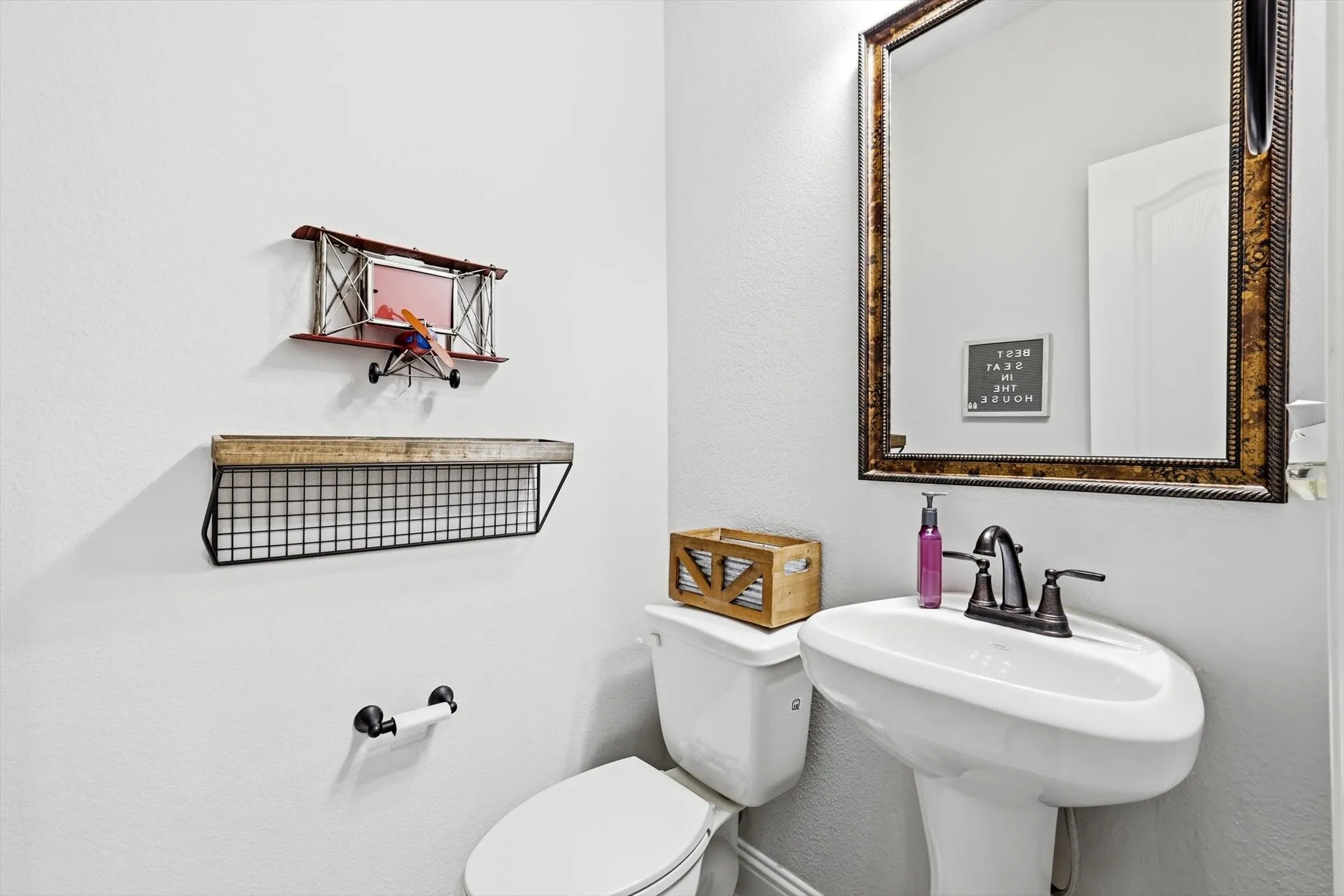 Single Family Residence For Sale in Denton County , 1220 Thrasher Drive, Little Elm, Texas 75068, 4 Bedroom, 4 Bathroom, 2 Garage spaces, 3,106 Sqft, built in 2020, Preowned, Price $474,000, mls#21181929, Real Estate Agent in Little Elm, Homes For Sale in Denton county, Homes For Sale in Little Elm, Realtor in Little Elm Texas, Real Estate Brokerage Independent Realty Texas, Luminita Cordes Realtor