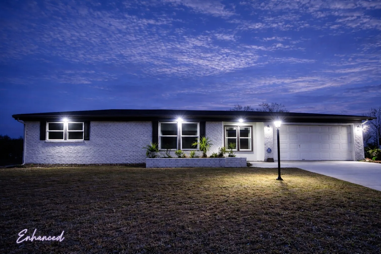 Single Family Residence For Sale in Tarrant County , 2816 Gardenia Street, Fort Worth, Texas 76119, 3 Bedroom, 2 Bathroom, 2 Garage spaces, 1,292 Sqft, built in 1955, mls#21181996, Real Estate Agent in Fort Worth, Homes For Sale in Tarrant county, Homes For Sale in Fort Worth, Realtor in Fort Worth Texas, Real Estate Brokerage Independent Realty Texas, Luminita Cordes Realtor