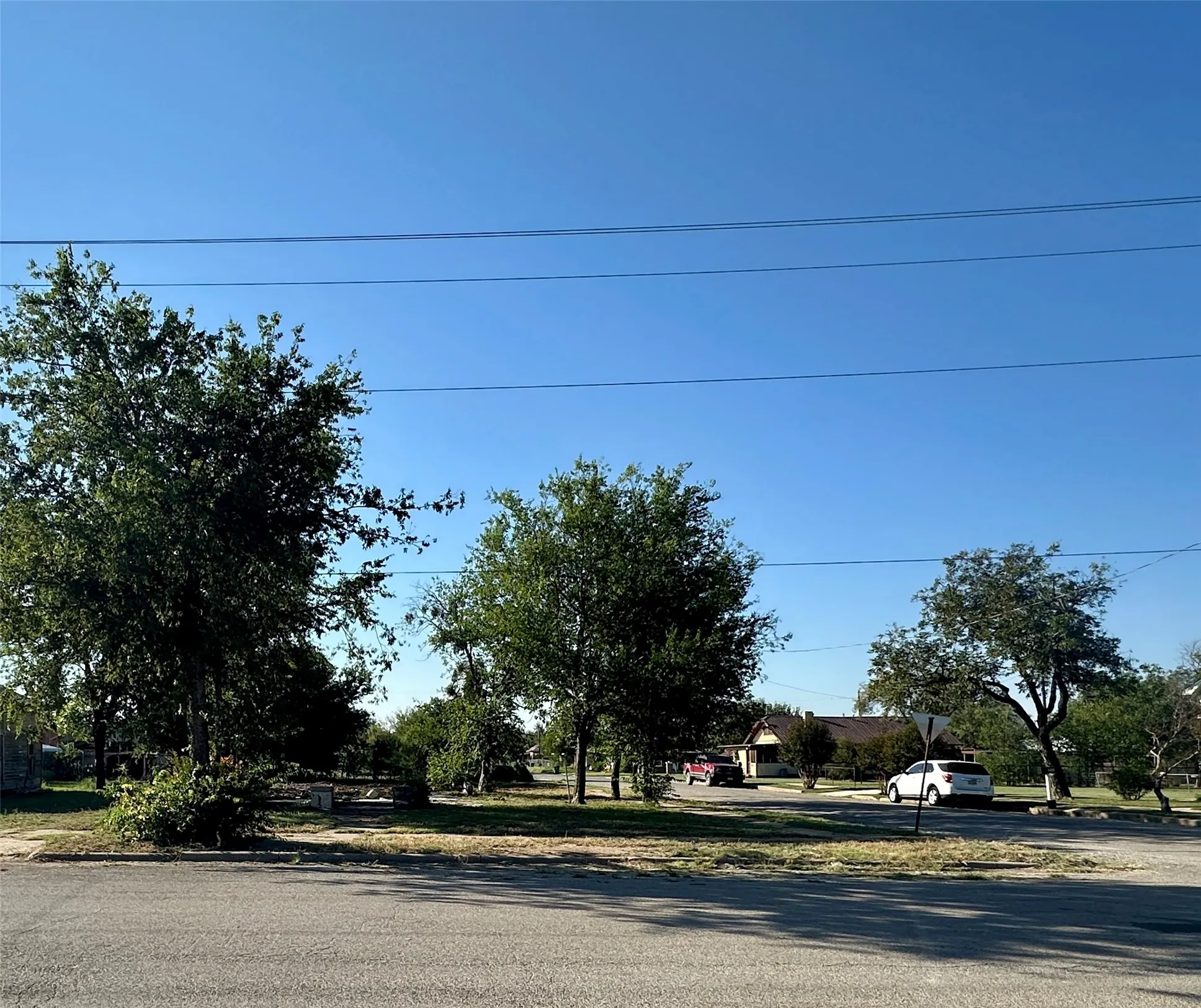 Unimproved Land For Sale in Coleman County , 315 W Cedar Street, Coleman, Texas 76834, 0, 0, Garage spaces, 0 Sqft, built in 0, Price $15,000, mls#21182002, Real Estate Agent in Coleman, Homes For Sale in Coleman county, Homes For Sale in Coleman, Realtor in Coleman Texas, Real Estate Brokerage Independent Realty Texas, Luminita Cordes Realtor