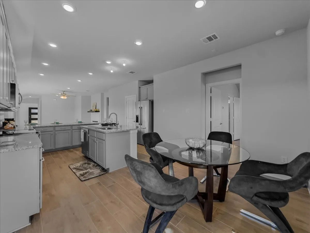 Single Family Residence For Sale in Collin County , 2621 Spade Street, Anna, Texas 75409, 3 Bedroom, 2 Bathroom, 2 Garage spaces, 1,706 Sqft, built in 2024, mls#21176017, Real Estate Agent in Anna, Homes For Sale in Collin county, Homes For Sale in Anna, Realtor in Anna Texas, Real Estate Brokerage Independent Realty Texas, Luminita Cordes Realtor
