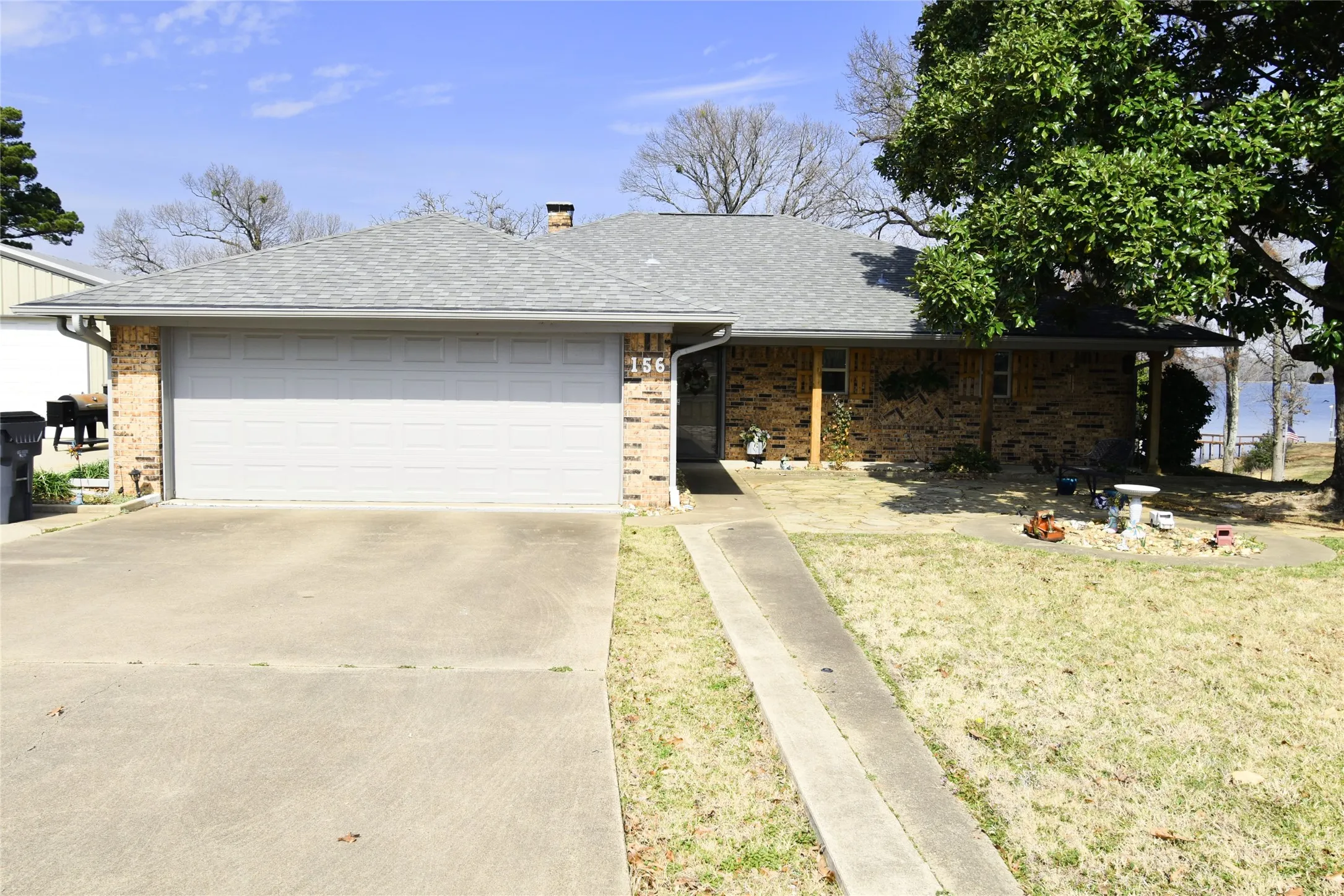Single Family Residence For Sale in Wood County , 156 Private Road 5218, Quitman, Texas 75783, 3 Bedroom, 2 Bathroom, 4 Garage spaces, 1,631 Sqft, built in 1985, mls#21181494, Real Estate Agent in Quitman, Homes For Sale in Wood county, Homes For Sale in Quitman, Realtor in Quitman Texas, Real Estate Brokerage Independent Realty Texas, Luminita Cordes Realtor