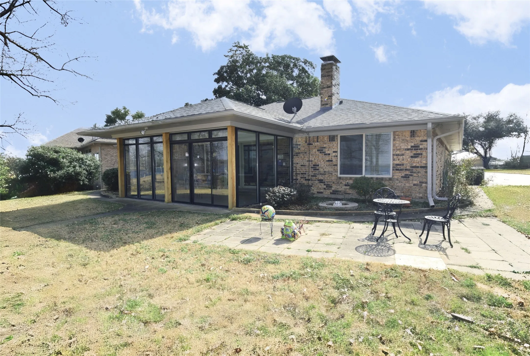 Single Family Residence For Sale in Wood County , 156 Private Road 5218, Quitman, Texas 75783, 3 Bedroom, 2 Bathroom, 4 Garage spaces, 1,631 Sqft, built in 1985, mls#21181494, Real Estate Agent in Quitman, Homes For Sale in Wood county, Homes For Sale in Quitman, Realtor in Quitman Texas, Real Estate Brokerage Independent Realty Texas, Luminita Cordes Realtor