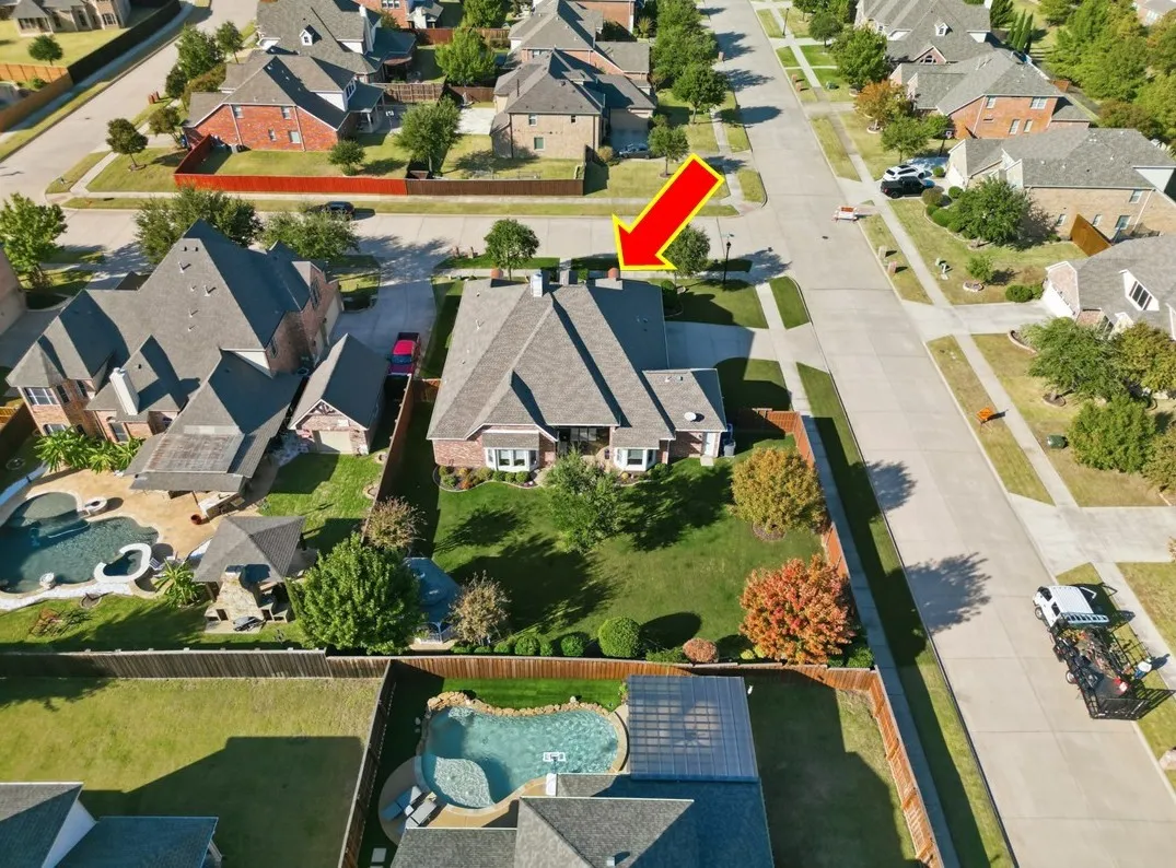 Single Family Residence For Sale in Denton County , 409 Verbena Lane, Frisco, Texas 75036, 3 Bedroom, 3 Bathroom, 3 Garage spaces, 2,857 Sqft, built in 2007, Preowned, Price $685,000, mls#21105103, Real Estate Agent in Frisco, Homes For Sale in Denton county, Homes For Sale in Frisco, Realtor in Frisco Texas, Real Estate Brokerage Independent Realty Texas, Luminita Cordes Realtor