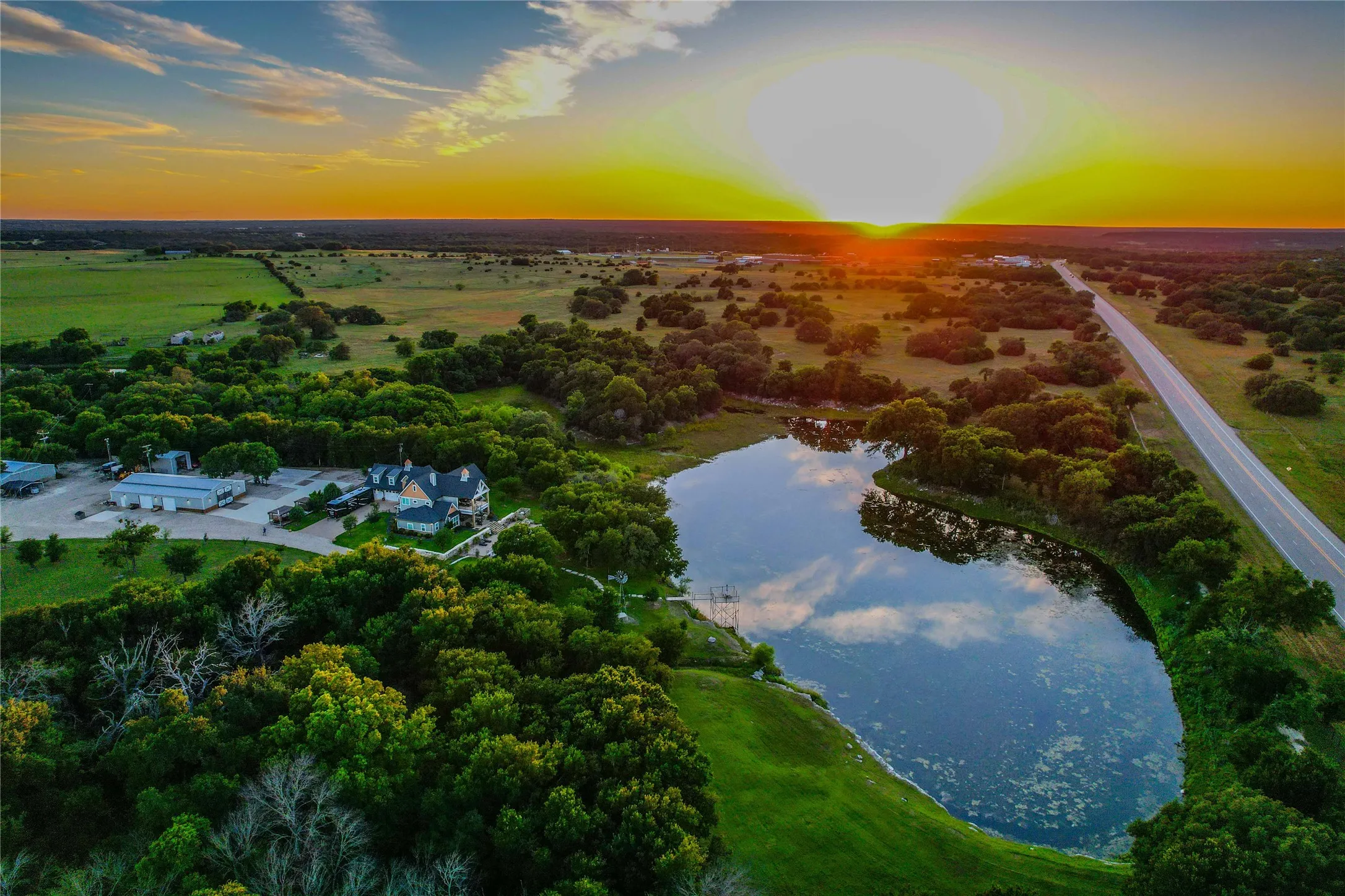 Apartment For Sale in Mc Lennan County , 17309 N Highway 6, Valley Mills, Texas 76689, 3 Bedrooms, 4 Bathrooms, 4 Garage spaces, 5,935 Sqft, built in 2019, Price $5,250,000, mls#21181322, Real Estate Agent in Valley Mills, Homes For Sale in Mc Lennan county, Homes For Sale in Valley Mills, Realtor in Valley Mills Texas, Real Estate Brokerage Independent Realty Texas, Luminita Cordes Realtor