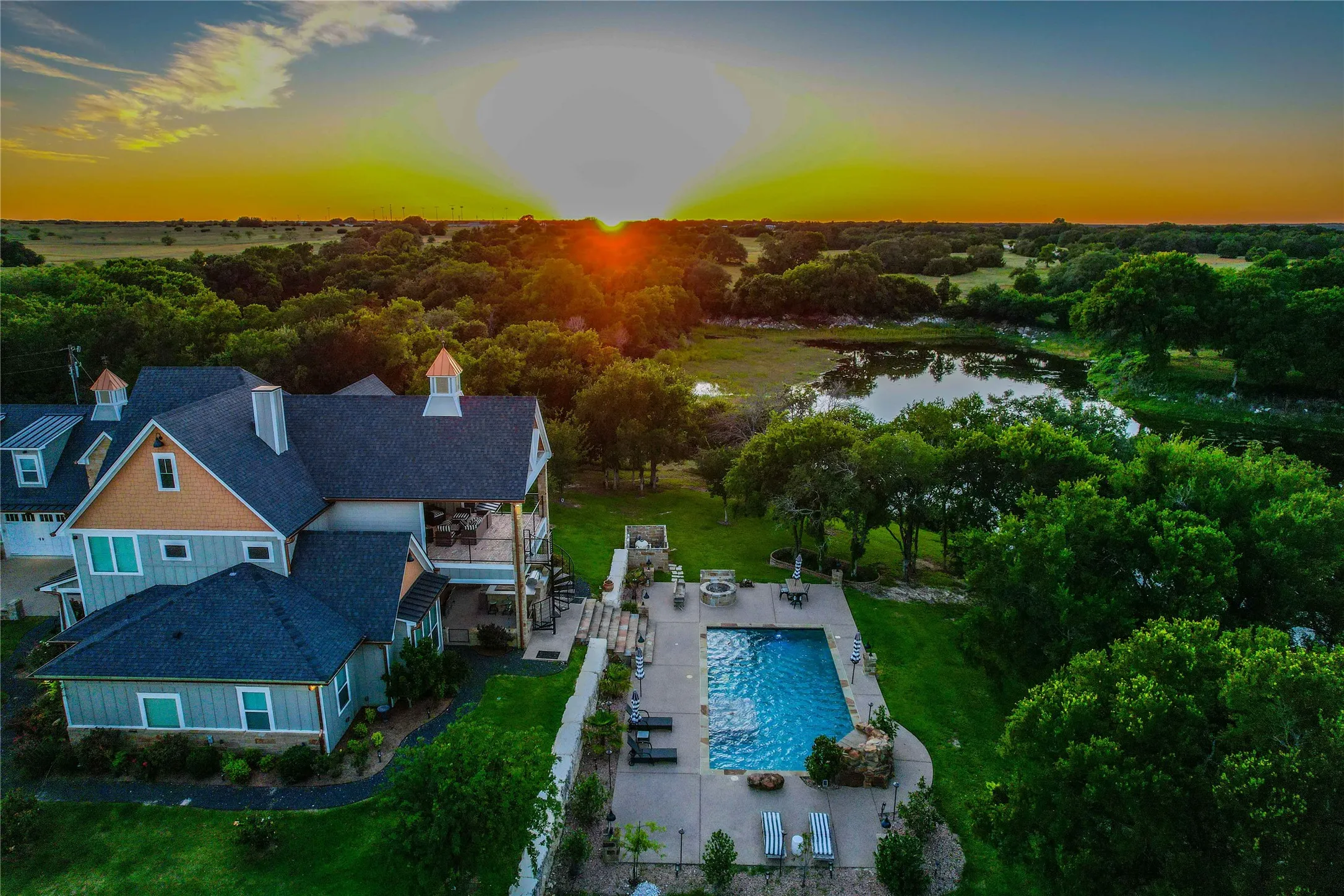 Apartment For Sale in Mc Lennan County , 17309 N Highway 6, Valley Mills, Texas 76689, 3 Bedrooms, 4 Bathrooms, 4 Garage spaces, 5,935 Sqft, built in 2019, Price $5,250,000, mls#21181322, Real Estate Agent in Valley Mills, Homes For Sale in Mc Lennan county, Homes For Sale in Valley Mills, Realtor in Valley Mills Texas, Real Estate Brokerage Independent Realty Texas, Luminita Cordes Realtor