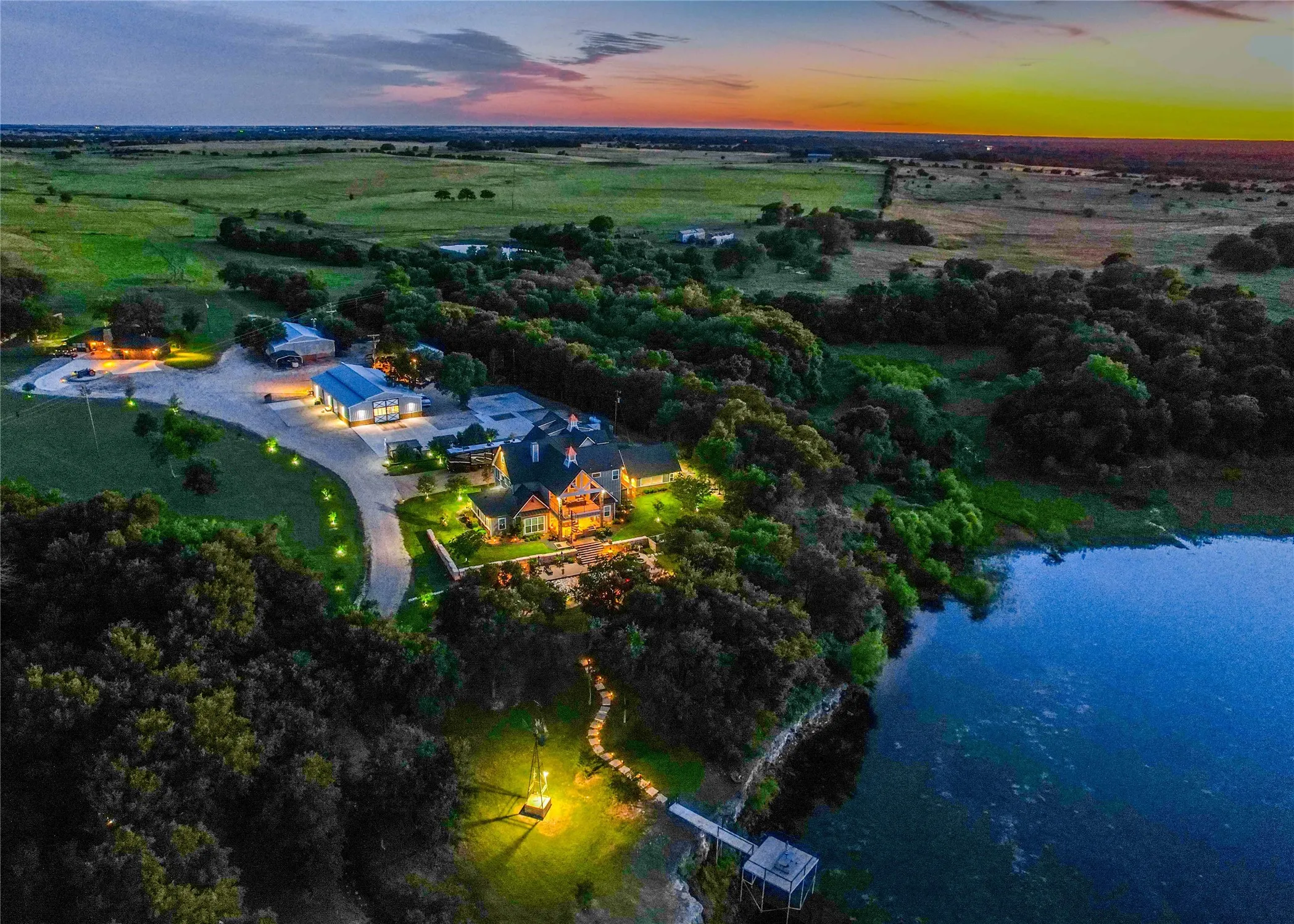 Apartment For Sale in Mc Lennan County , 17309 N Highway 6, Valley Mills, Texas 76689, 3 Bedrooms, 4 Bathrooms, 4 Garage spaces, 5,935 Sqft, built in 2019, Price $5,250,000, mls#21181322, Real Estate Agent in Valley Mills, Homes For Sale in Mc Lennan county, Homes For Sale in Valley Mills, Realtor in Valley Mills Texas, Real Estate Brokerage Independent Realty Texas, Luminita Cordes Realtor