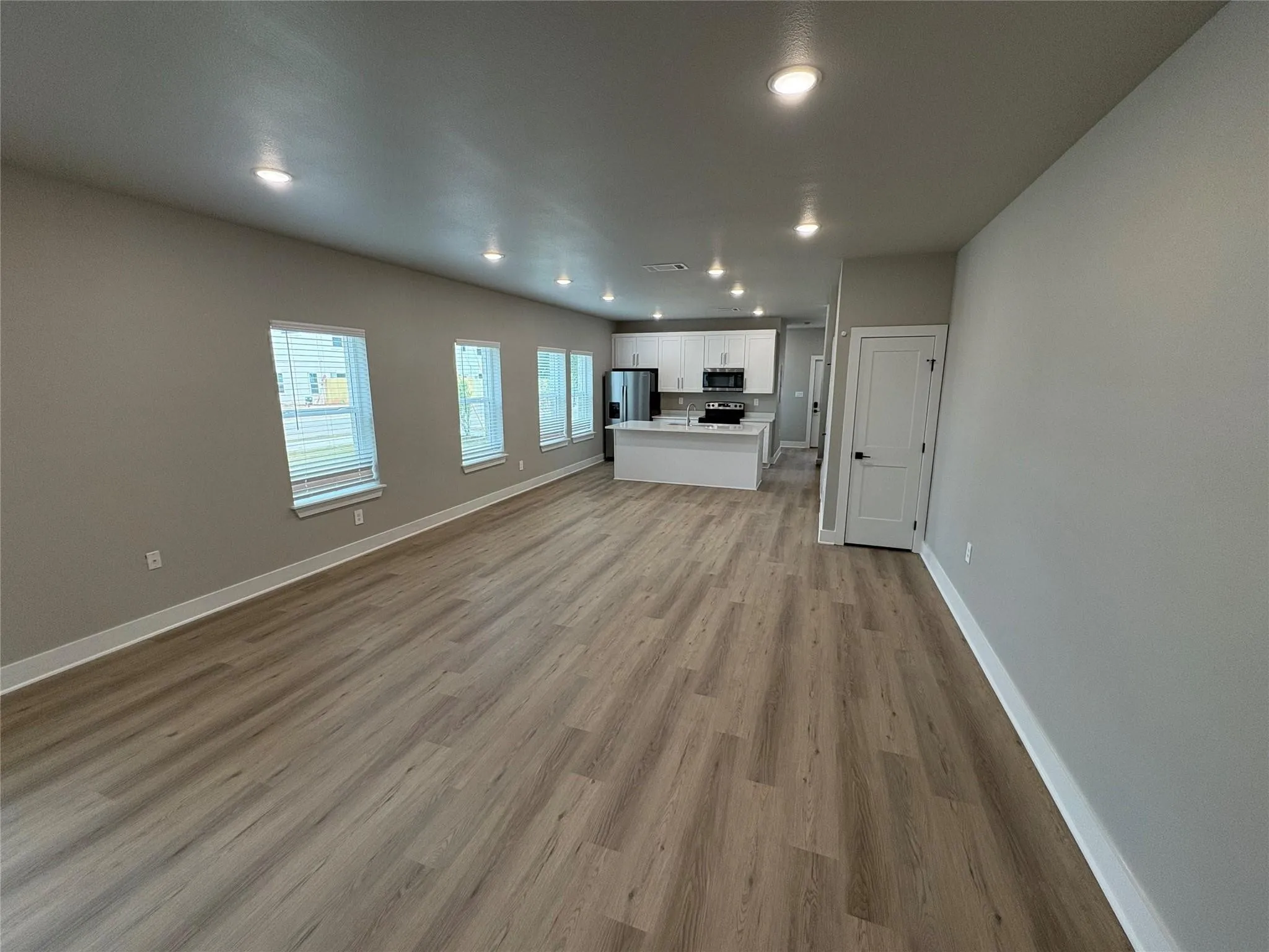 Townhouse For Rent in Erath County , 422 S Lillian Street S, Stephenville, Texas 76401, 4 Bedroom, 4 Bathroom, 1 Garage spaces, 2,373 Sqft, built in 2025, New Construction - Incomplete, mls#21182341, Real Estate Agent in Stephenville, Homes For Rent in Erath county, Homes For Rent in Stephenville, Realtor in Stephenville Texas, Real Estate Brokerage Independent Realty Texas, Luminita Cordes Realtor