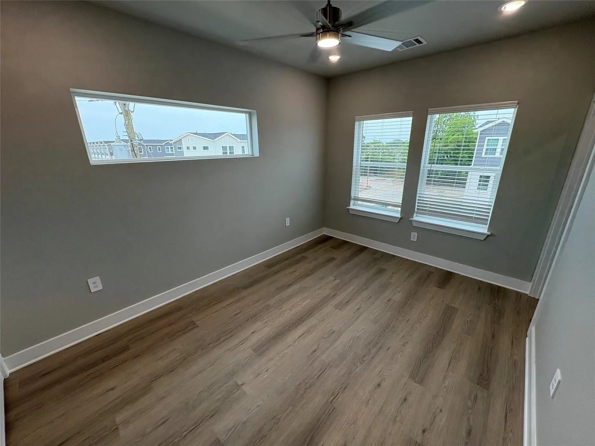 Townhouse For Rent in Erath County , 422 S Lillian Street S, Stephenville, Texas 76401, 4 Bedroom, 4 Bathroom, 1 Garage spaces, 2,373 Sqft, built in 2025, New Construction - Incomplete, mls#21182341, Real Estate Agent in Stephenville, Homes For Rent in Erath county, Homes For Rent in Stephenville, Realtor in Stephenville Texas, Real Estate Brokerage Independent Realty Texas, Luminita Cordes Realtor