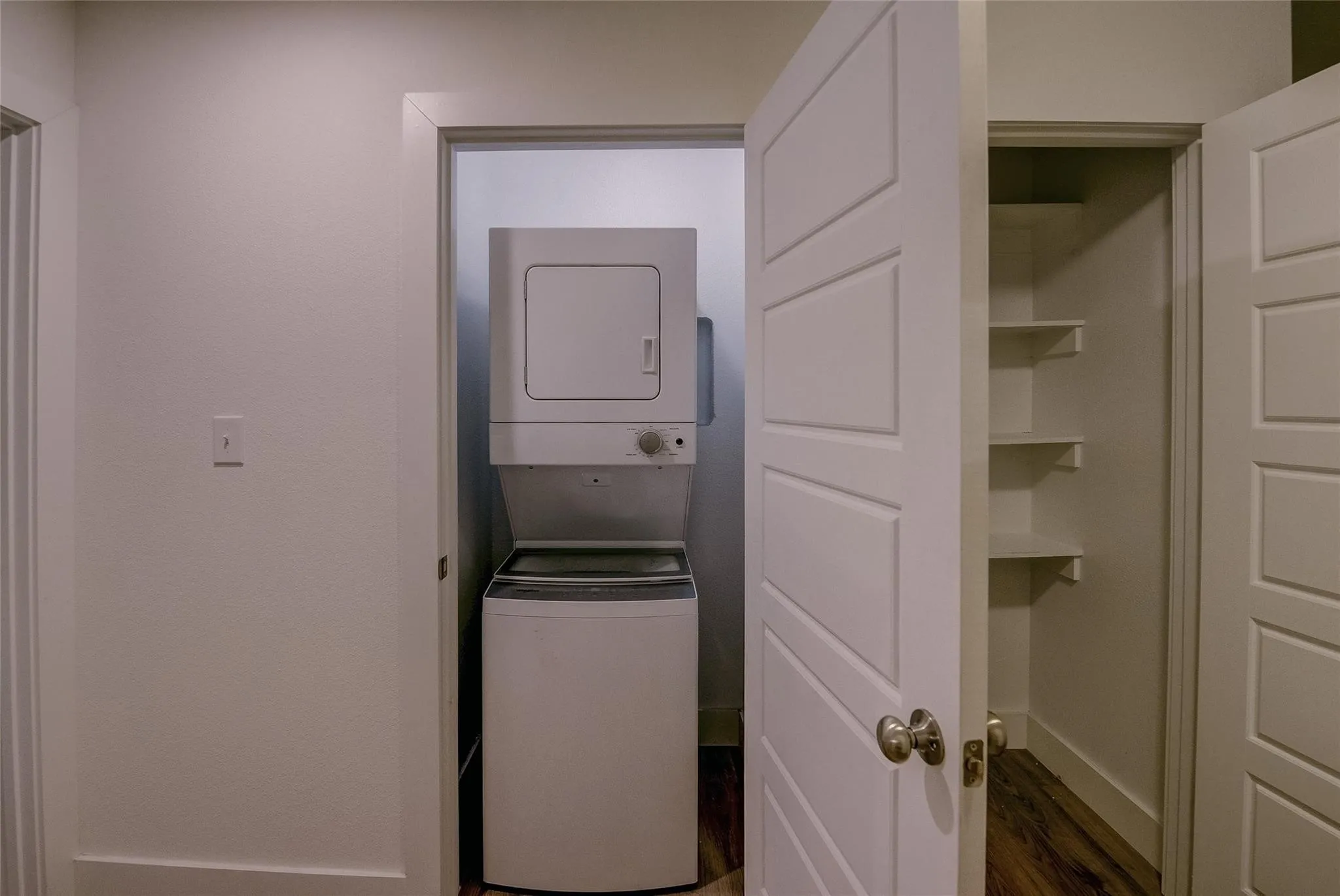 Laundry area with linen closert