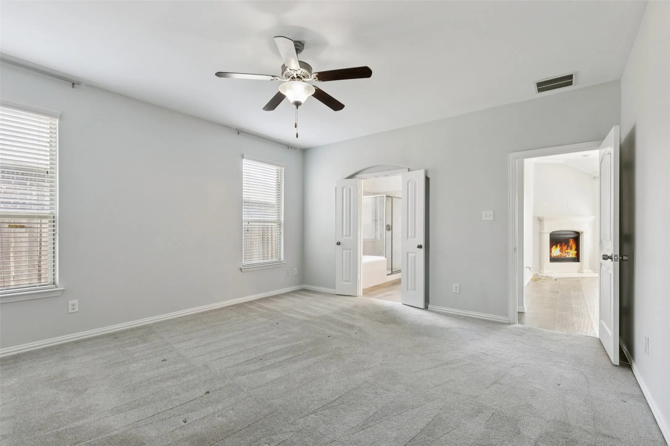 Single Family Residence For Sale in Denton County , 14740 Rocky Face Lane, Fort Worth, Texas 76052, 4 Bedroom, 4 Bathroom, 2 Garage spaces, 3,007 Sqft, built in 2017, Preowned, mls#21181521, Real Estate Agent in Fort Worth, Homes For Sale in Denton county, Homes For Sale in Fort Worth, Realtor in Fort Worth Texas, Real Estate Brokerage Independent Realty Texas, Luminita Cordes Realtor