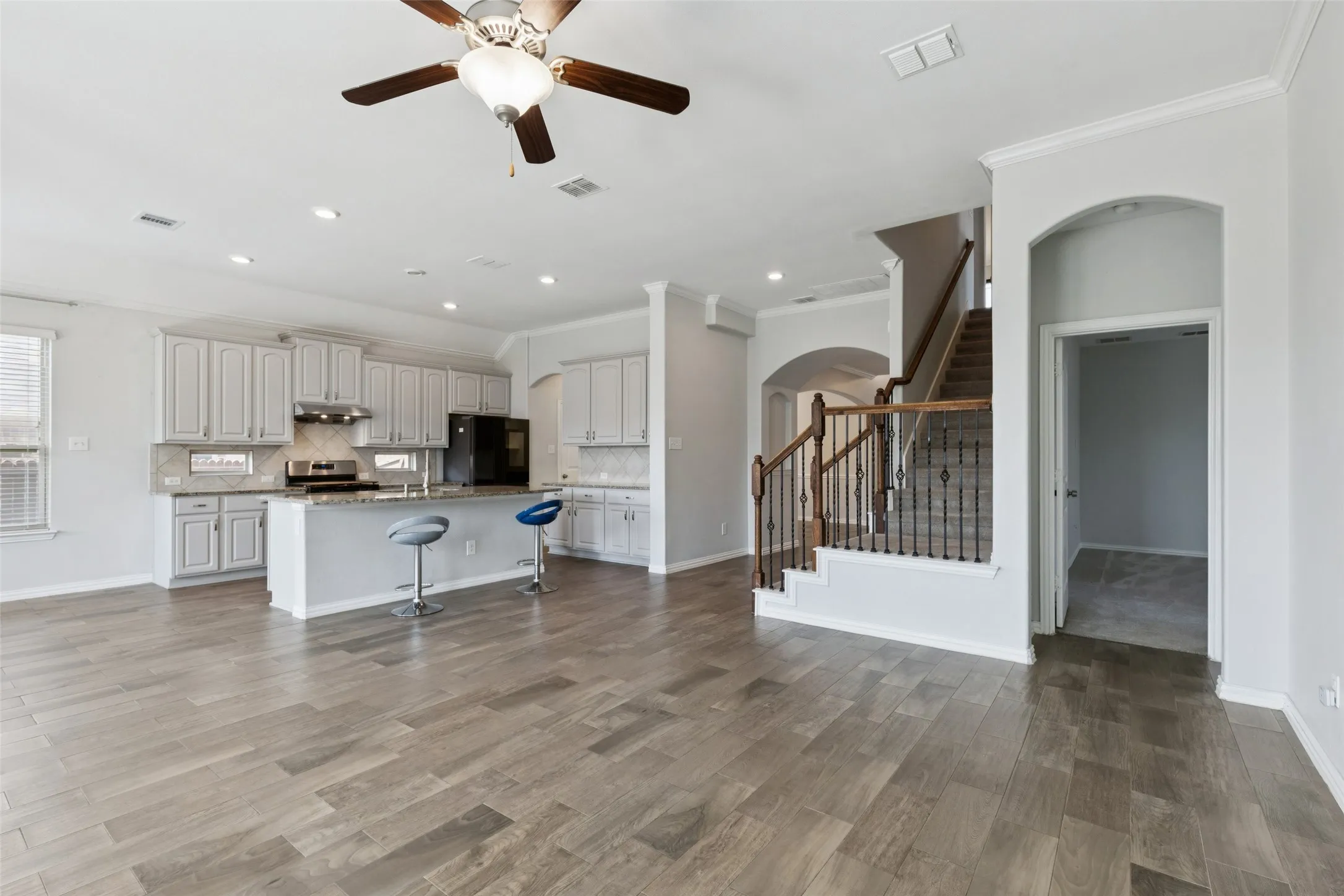 Single Family Residence For Sale in Denton County , 14740 Rocky Face Lane, Fort Worth, Texas 76052, 4 Bedroom, 4 Bathroom, 2 Garage spaces, 3,007 Sqft, built in 2017, Preowned, mls#21181521, Real Estate Agent in Fort Worth, Homes For Sale in Denton county, Homes For Sale in Fort Worth, Realtor in Fort Worth Texas, Real Estate Brokerage Independent Realty Texas, Luminita Cordes Realtor