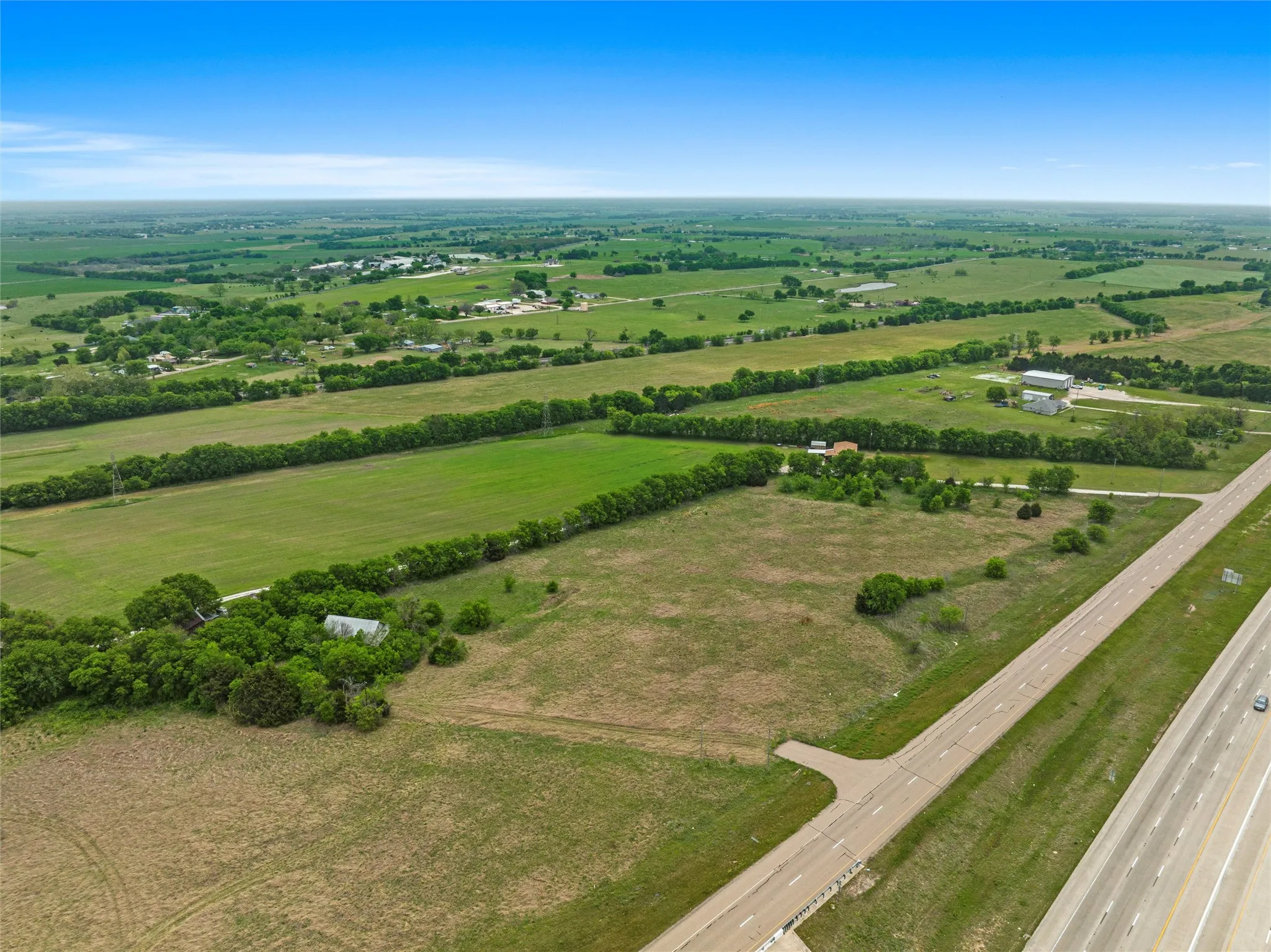 Unimproved Land For Sale in Mc Lennan County , 20694 N Interstate 35, West, Texas 76691, 0, 0, Garage spaces, 0 Sqft, built in 1960, Unknown, mls#21182022, Real Estate Agent in West, Homes For Sale in Mc Lennan county, Homes For Sale in West, Realtor in West Texas, Real Estate Brokerage Independent Realty Texas, Luminita Cordes Realtor