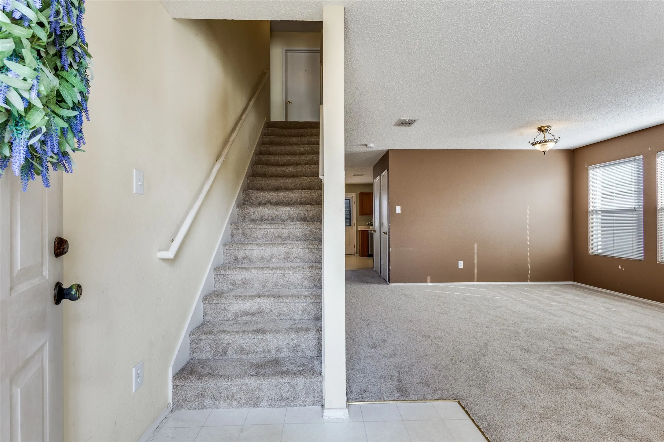 Single Family Residence For Sale in Collin County , 2532 Timberbrook Trail, Mc Kinney, Texas 75071, 4 Bedroom, 3 Bathroom, 2 Garage spaces, 2,307 Sqft, built in 2001, Preowned, mls#21180182, Real Estate Agent in Mc Kinney, Homes For Sale in Collin county, Homes For Sale in Mc Kinney, Realtor in Mc Kinney Texas, Real Estate Brokerage Independent Realty Texas, Luminita Cordes Realtor