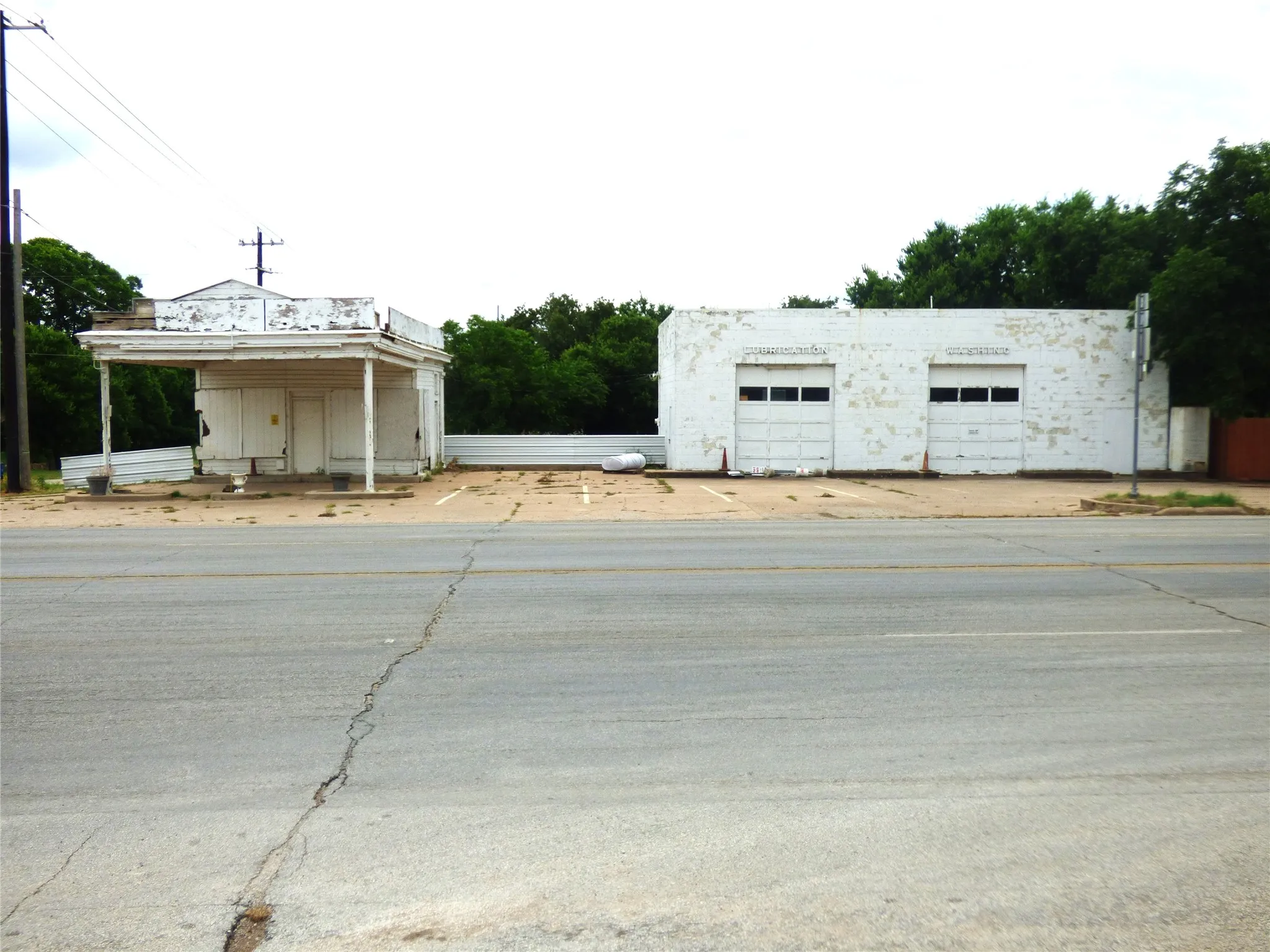 Business For Sale in Eastland County , 508 E 8th Street, Cisco, Texas 76437, 0, 0, Garage spaces, 0 Sqft, built in 1940, Preowned, mls#21182636, Real Estate Agent in Cisco, Homes For Sale in Eastland county, Homes For Sale in Cisco, Realtor in Cisco Texas, Real Estate Brokerage Independent Realty Texas, Luminita Cordes Realtor