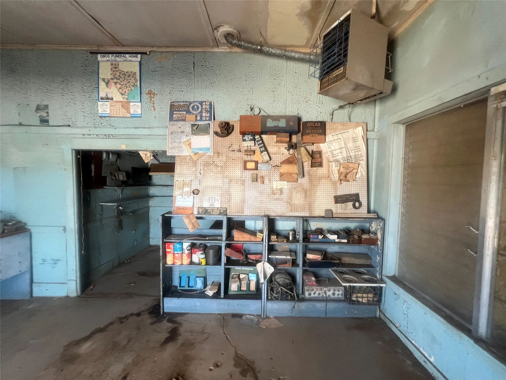 Business For Sale in Eastland County , 508 E 8th Street, Cisco, Texas 76437, 0, 0, Garage spaces, 0 Sqft, built in 1940, Preowned, mls#21182636, Real Estate Agent in Cisco, Homes For Sale in Eastland county, Homes For Sale in Cisco, Realtor in Cisco Texas, Real Estate Brokerage Independent Realty Texas, Luminita Cordes Realtor