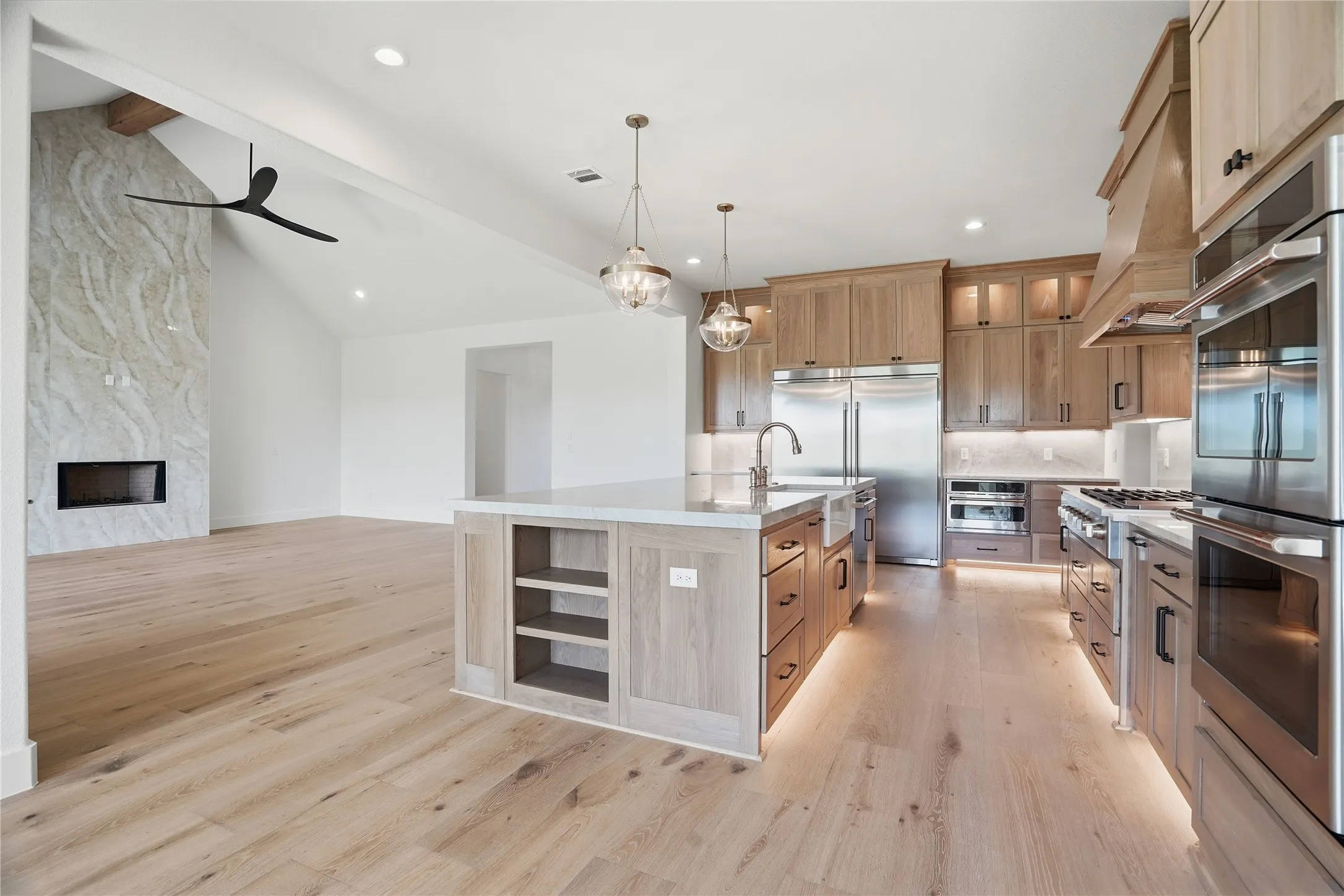 Single Family Residence For Sale in Parker County , 5009 Frost Creek, Aledo, Texas 76008, 5 Bedroom, 4 Bathroom, 3 Garage spaces, 3,554 Sqft, built in 2026, mls#21182656, Real Estate Agent in Aledo, Homes For Sale in Parker county, Homes For Sale in Aledo, Realtor in Aledo Texas, Real Estate Brokerage Independent Realty Texas, Luminita Cordes Realtor