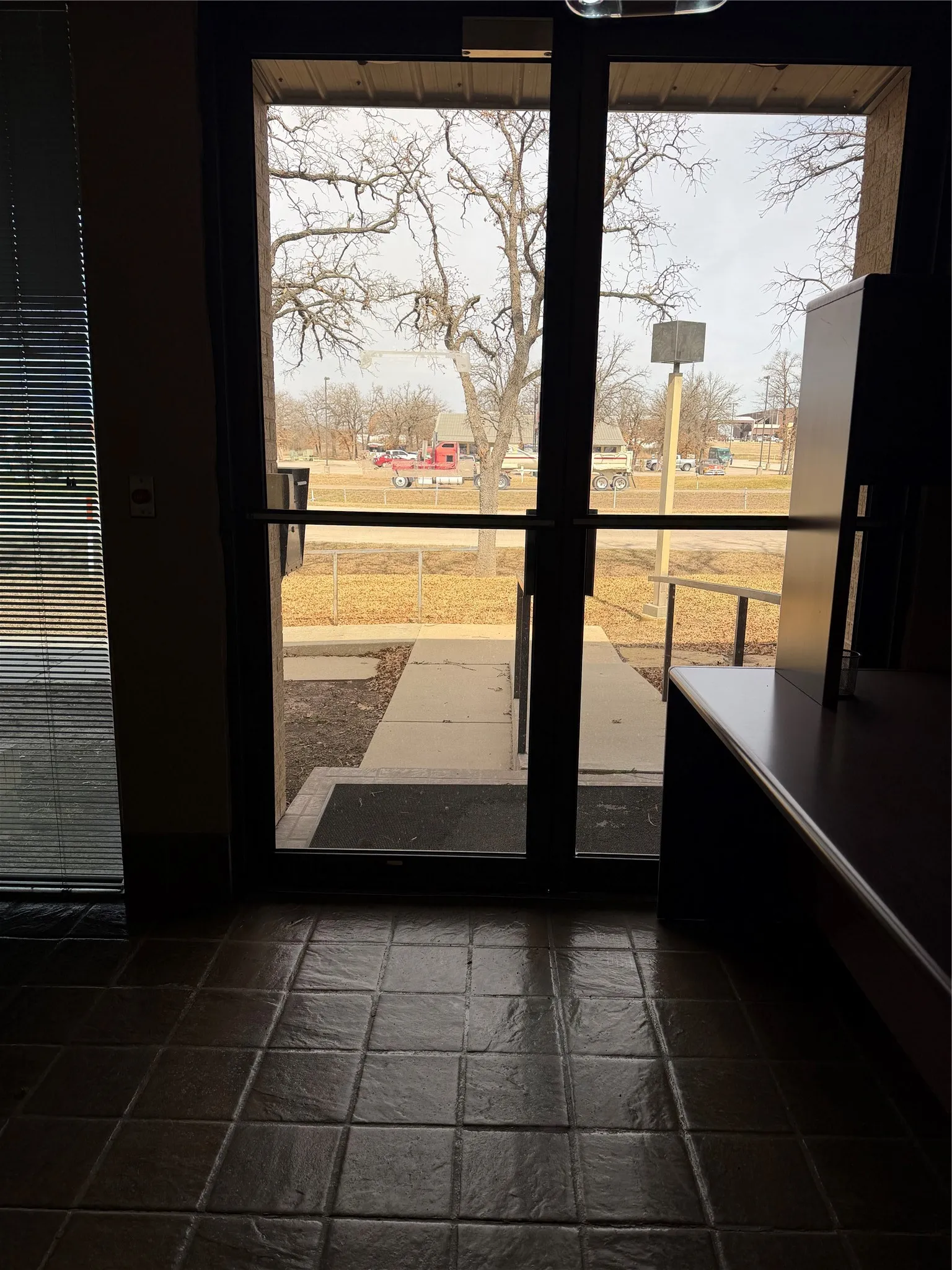 Office For Rent in Wise County , 306 US Highway 380, Bridgeport, Texas 76426, 0, 0, Garage spaces, 0 Sqft, built in 1980, Preowned, Price $8,440, mls#21182654, Real Estate Agent in Bridgeport, Homes For Rent in Wise county, Homes For Rent in Bridgeport, Realtor in Bridgeport Texas, Real Estate Brokerage Independent Realty Texas, Luminita Cordes Realtor
