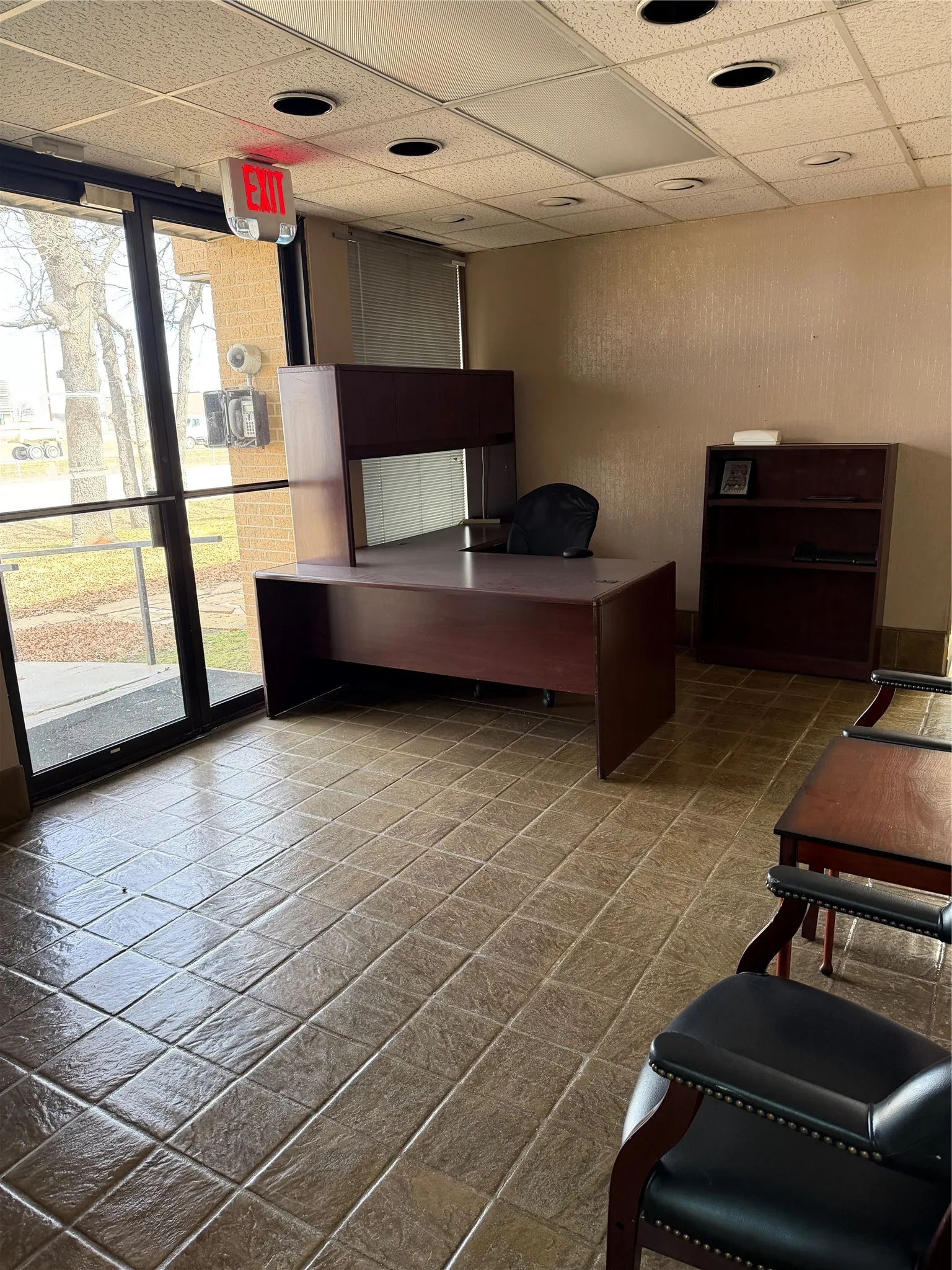 Office For Rent in Wise County , 306 US Highway 380, Bridgeport, Texas 76426, 0, 0, Garage spaces, 0 Sqft, built in 1980, Preowned, Price $8,440, mls#21182654, Real Estate Agent in Bridgeport, Homes For Rent in Wise county, Homes For Rent in Bridgeport, Realtor in Bridgeport Texas, Real Estate Brokerage Independent Realty Texas, Luminita Cordes Realtor