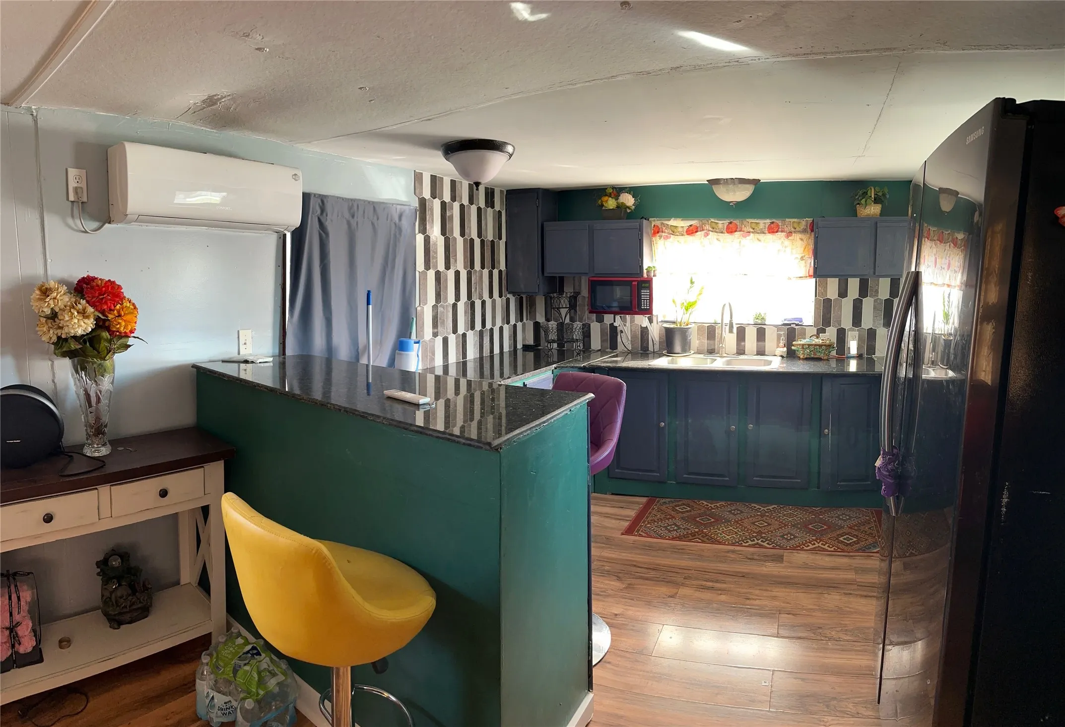Single Family Residence For Sale in Navarro County , 202 Cottonwood Street, Barry, Texas 75102, 4 Bedrooms, 1 Bathroom, Garage spaces, 1,296 Sqft, built in 1950, Price $143,000, mls#21182758, Real Estate Agent in Barry, Homes For Sale in Navarro county, Homes For Sale in Barry, Realtor in Barry Texas, Real Estate Brokerage Independent Realty Texas, Luminita Cordes Realtor