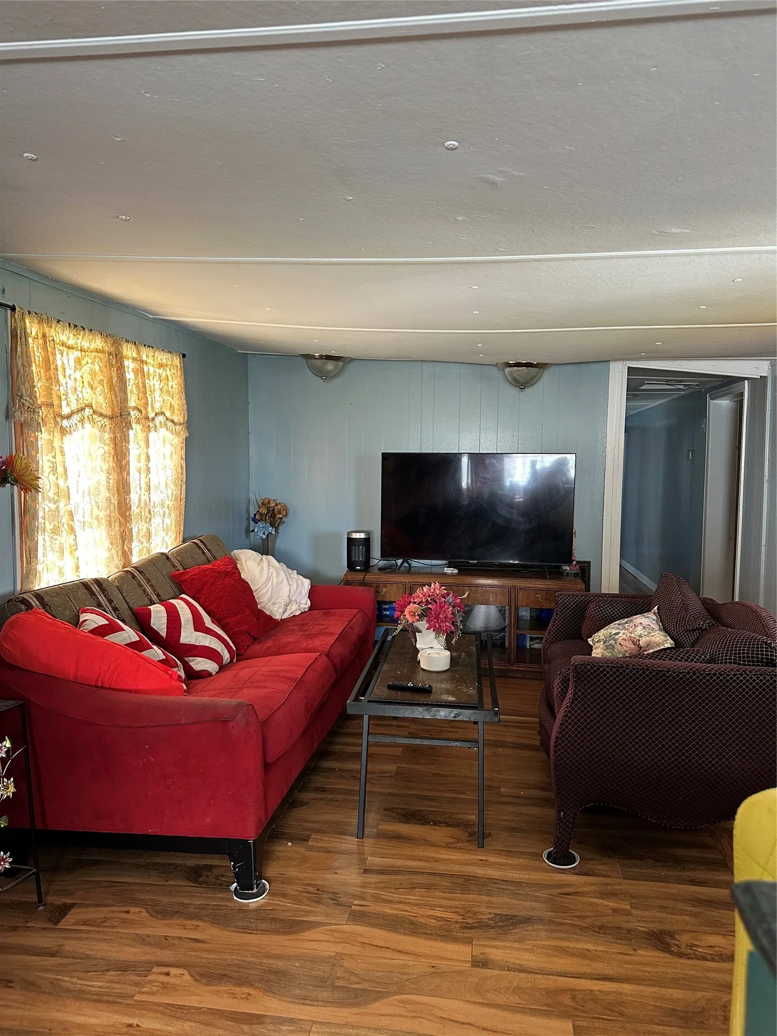Single Family Residence For Sale in Navarro County , 202 Cottonwood Street, Barry, Texas 75102, 4 Bedrooms, 1 Bathroom, Garage spaces, 1,296 Sqft, built in 1950, Price $143,000, mls#21182758, Real Estate Agent in Barry, Homes For Sale in Navarro county, Homes For Sale in Barry, Realtor in Barry Texas, Real Estate Brokerage Independent Realty Texas, Luminita Cordes Realtor