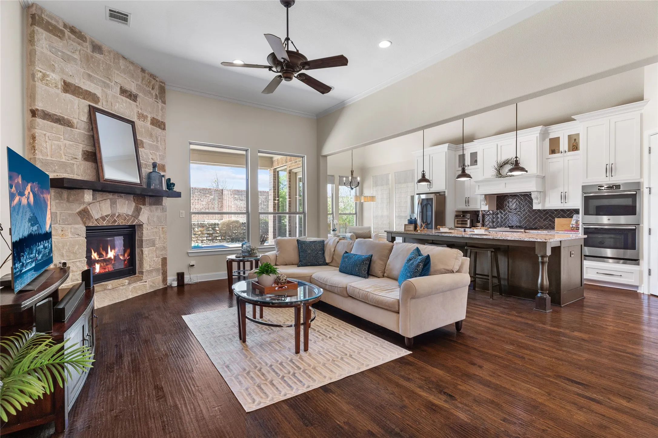 Single Family Residence For Sale in Denton County , 5630 Highflyer Hills Trail, Frisco, Texas 75036, 4 Bedroom, 4 Bathroom, 3 Garage spaces, 2,630 Sqft, built in 2016, Preowned, mls#21171549, Real Estate Agent in Frisco, Homes For Sale in Denton county, Homes For Sale in Frisco, Realtor in Frisco Texas, Real Estate Brokerage Independent Realty Texas, Luminita Cordes Realtor