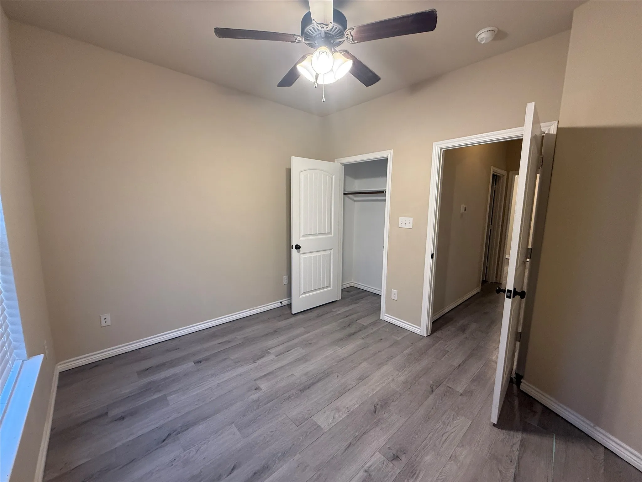 Single Family Residence For Rent in Grayson County , 214 N Ricketts Street, Sherman, Texas 75092, 3 Bedroom, 2 Bathroom, 2 Garage spaces, 1,211 Sqft, built in 2018, Price $1,550, mls#21182868, Real Estate Agent in Sherman, Homes For Rent in Grayson county, Homes For Rent in Sherman, Realtor in Sherman Texas, Real Estate Brokerage Independent Realty Texas, Luminita Cordes Realtor
