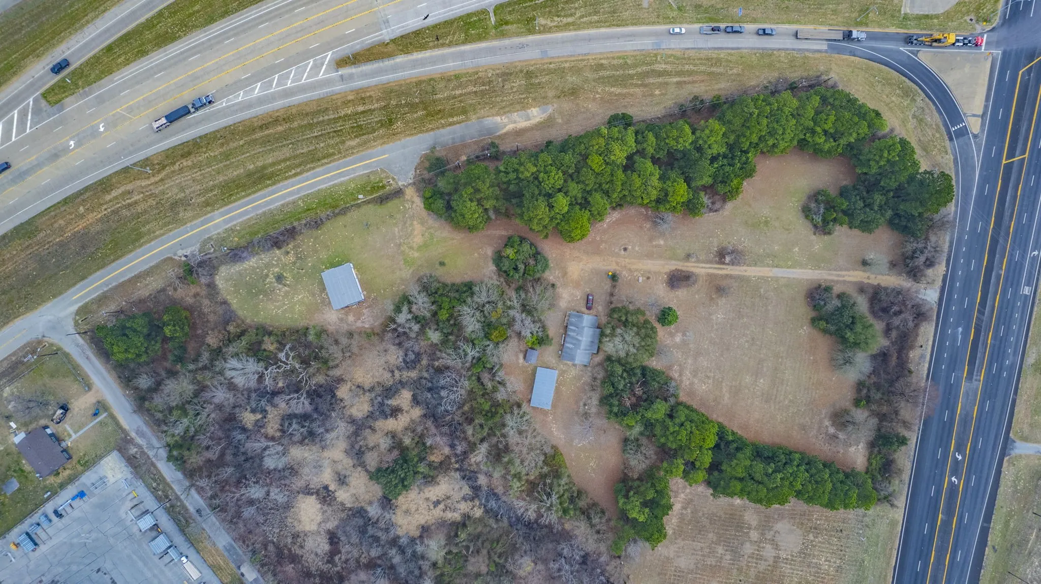 Retail For Sale in Henderson County , 2315 State Hwy 31 E, Athens, Texas 75752, 0, 0, Garage spaces, 0 Sqft, built in 1985, Preowned, Price $2,900,000, mls#21183010, Real Estate Agent in Athens, Homes For Sale in Henderson county, Homes For Sale in Athens, Realtor in Athens Texas, Real Estate Brokerage Independent Realty Texas, Luminita Cordes Realtor