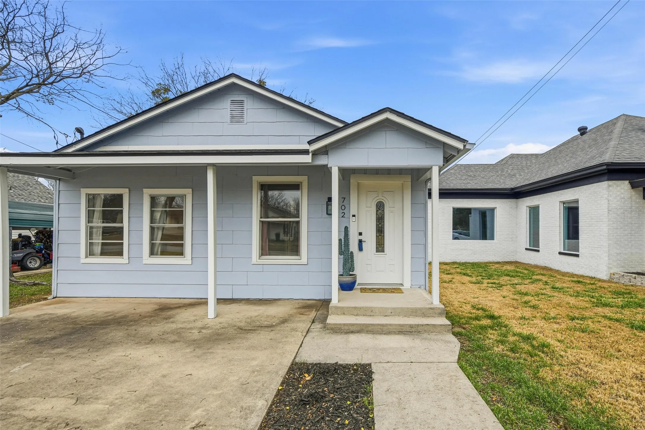 Single Family Residence For Sale in Wise County , 702 N Church Street, Decatur, Texas 76234, 2 Bedroom, 1 Bathroom, Garage spaces, 908 Sqft, built in 1950, mls#21180006, Real Estate Agent in Decatur, Homes For Sale in Wise county, Homes For Sale in Decatur, Realtor in Decatur Texas, Real Estate Brokerage Independent Realty Texas, Luminita Cordes Realtor