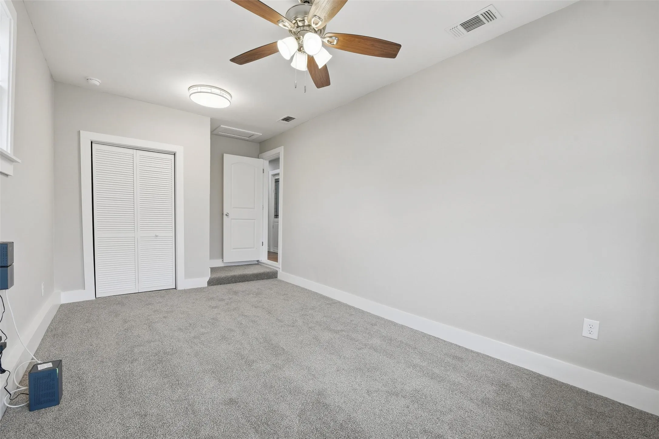 Single Family Residence For Sale in Wise County , 702 N Church Street, Decatur, Texas 76234, 2 Bedroom, 1 Bathroom, Garage spaces, 908 Sqft, built in 1950, mls#21180006, Real Estate Agent in Decatur, Homes For Sale in Wise county, Homes For Sale in Decatur, Realtor in Decatur Texas, Real Estate Brokerage Independent Realty Texas, Luminita Cordes Realtor