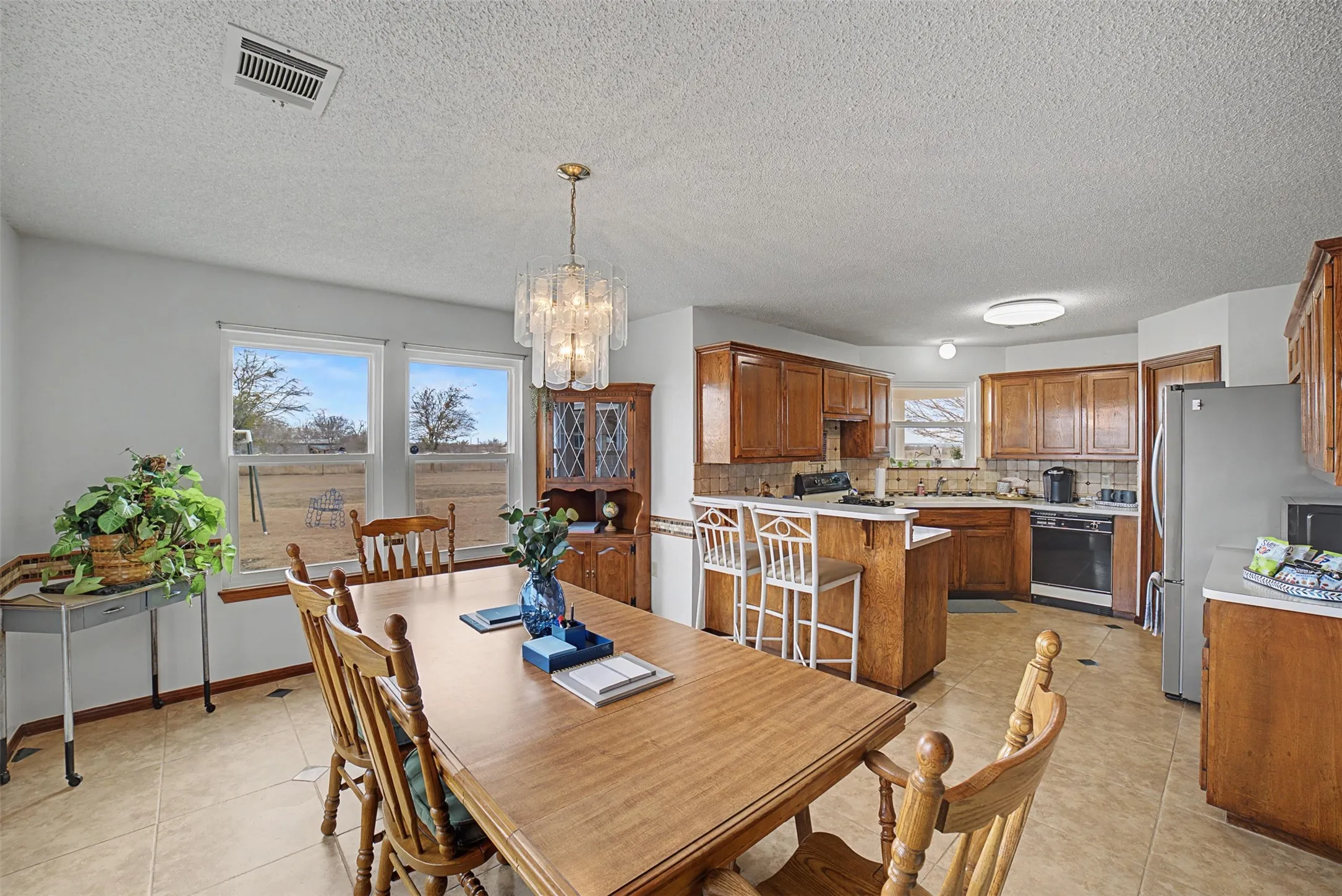 Flexibility for employee breakroom and kitchen