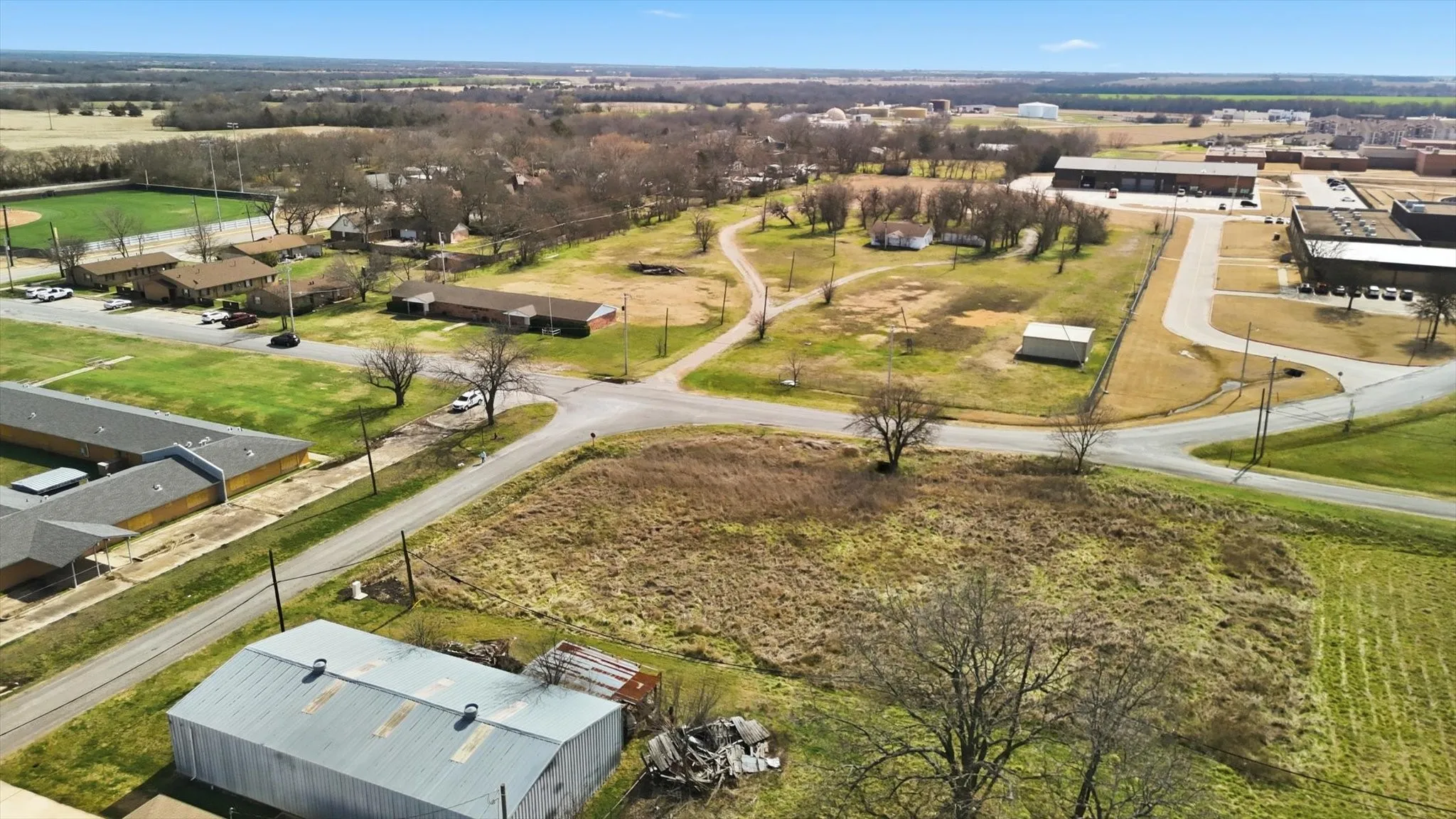Unimproved Land For Sale in Grayson County , 202 Pine Street, Whitewright, Texas 75491, 0, 0, Garage spaces, 0 Sqft, built in 0, mls#21183299, Real Estate Agent in Whitewright, Homes For Sale in Grayson county, Homes For Sale in Whitewright, Realtor in Whitewright Texas, Real Estate Brokerage Independent Realty Texas, Luminita Cordes Realtor